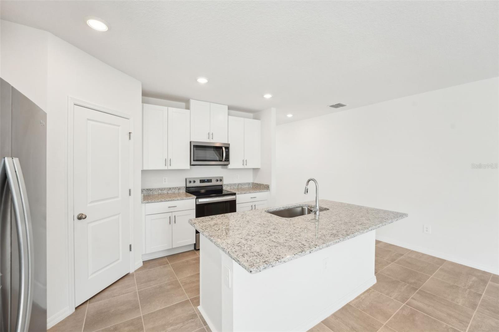 31653 WILD GRAPE LN, BROOKSVILLE, FL, 34602