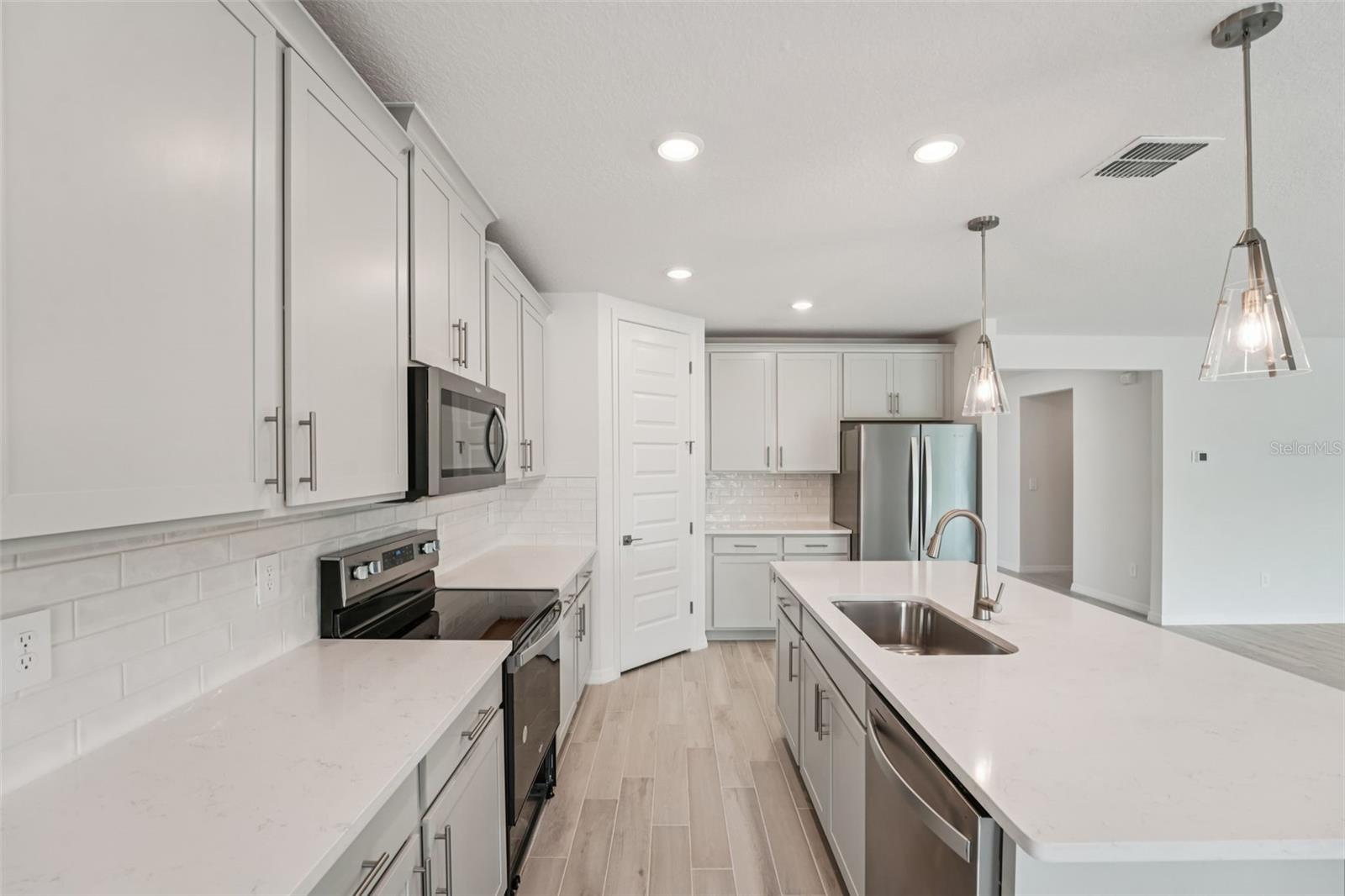 2352 CITRUS BLOOM DR, BARTOW, FL, 33830