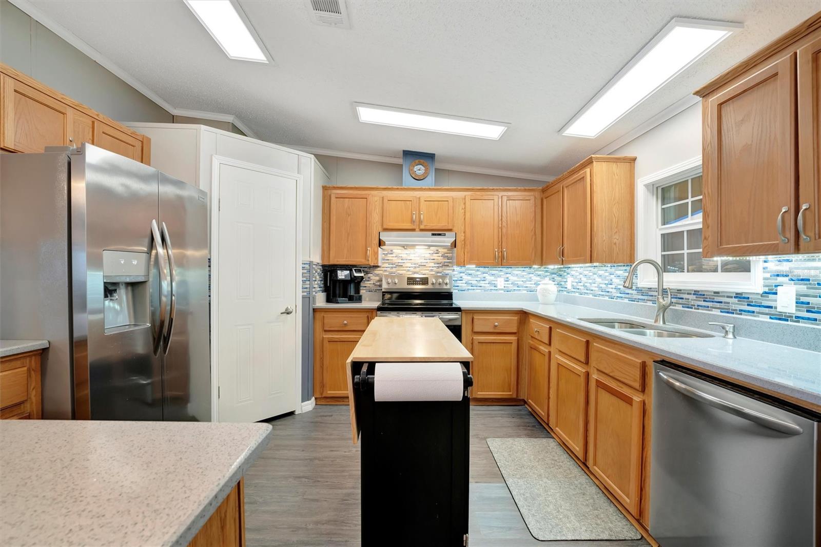 109 W SAINT LUCIA LOOP, APOLLO BEACH, FL, 33572