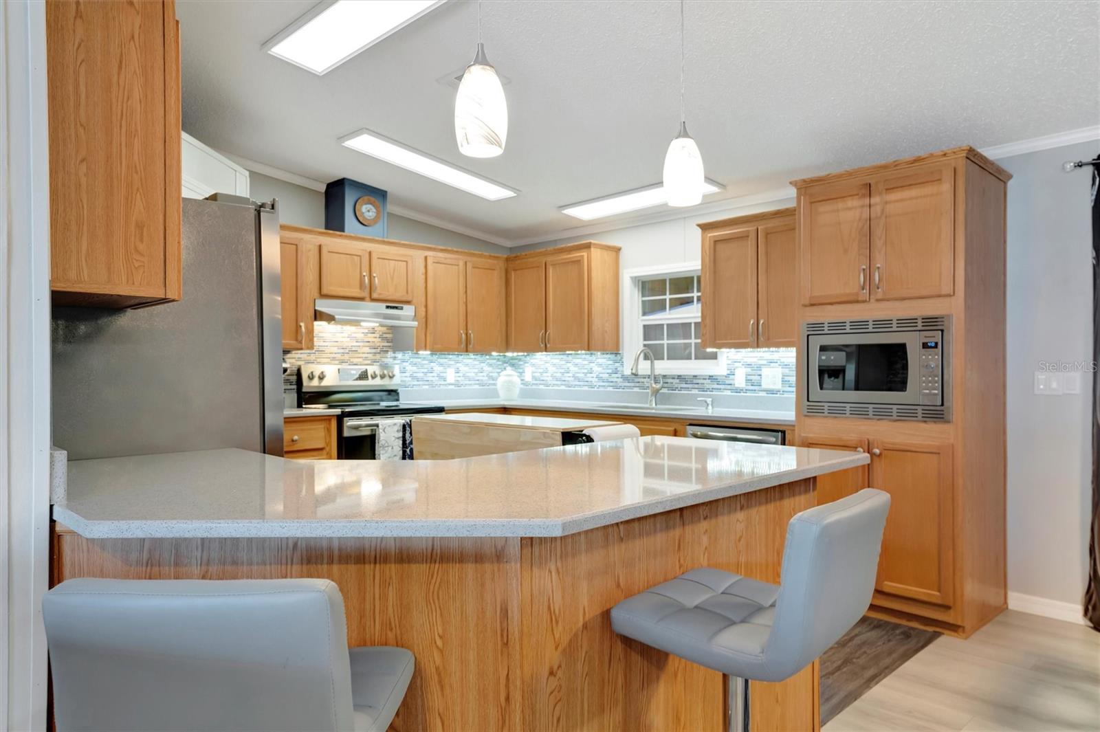 109 W SAINT LUCIA LOOP, APOLLO BEACH, FL, 33572