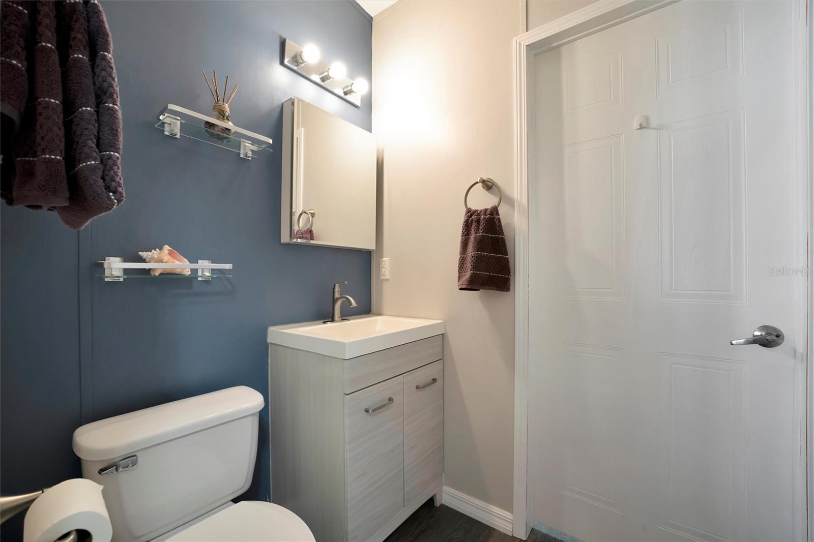 109 W SAINT LUCIA LOOP, APOLLO BEACH, FL, 33572