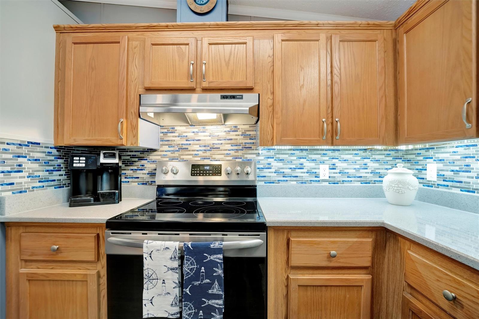 109 W SAINT LUCIA LOOP, APOLLO BEACH, FL, 33572