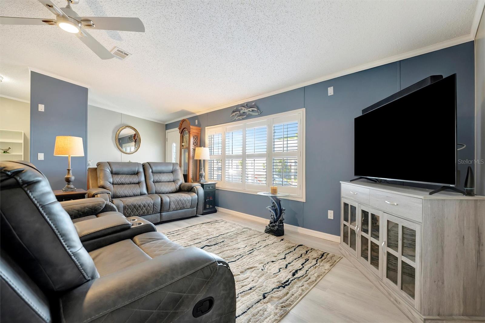 109 W SAINT LUCIA LOOP, APOLLO BEACH, FL, 33572