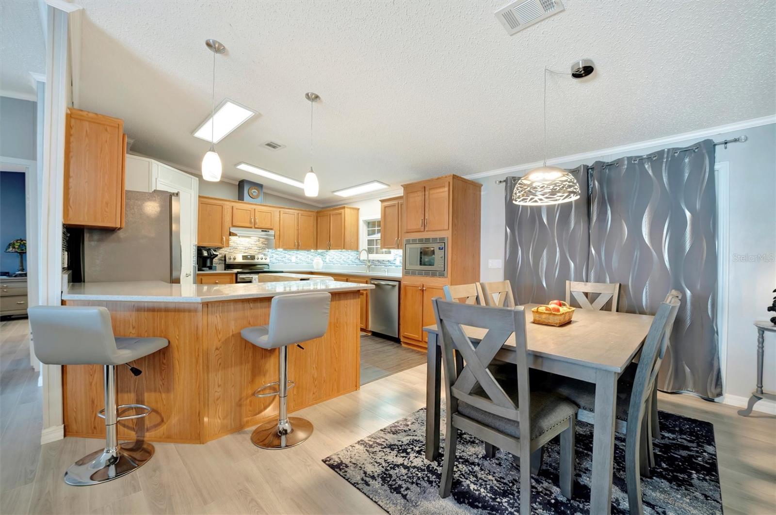 109 W SAINT LUCIA LOOP, APOLLO BEACH, FL, 33572