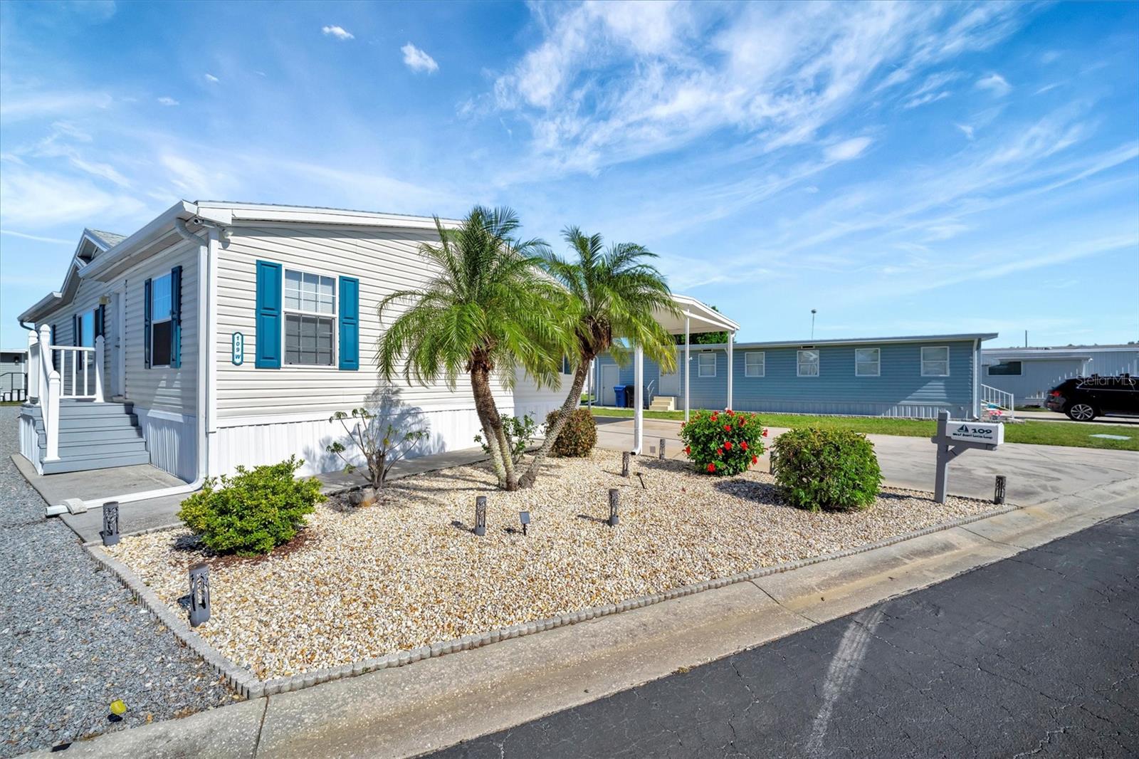 109 W SAINT LUCIA LOOP, APOLLO BEACH, FL, 33572