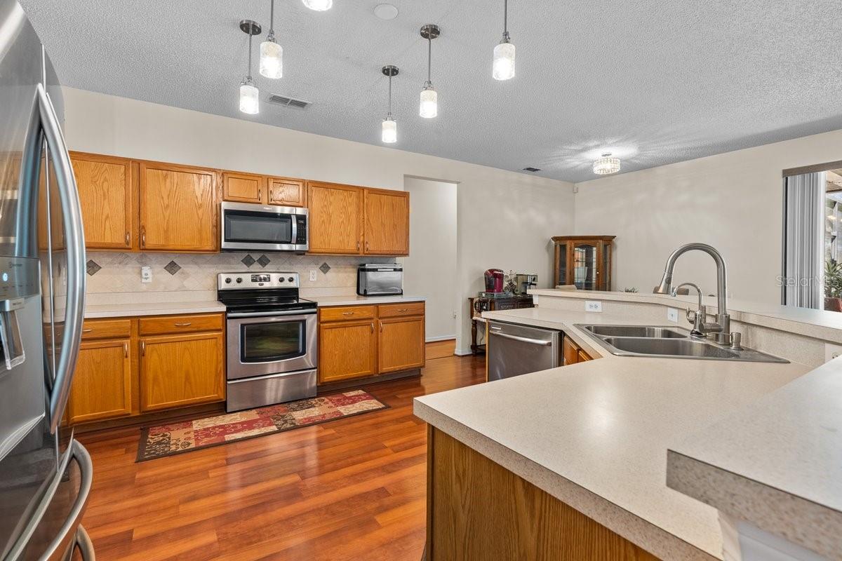 2721 VILLAGE PINE TER, ORLANDO, FL, 32833