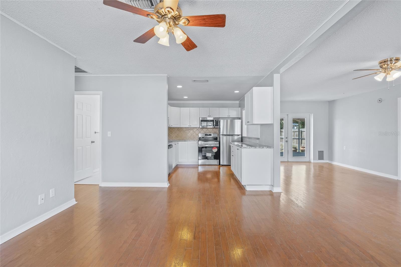 218 80TH AVE N, ST PETERSBURG, FL, 33702