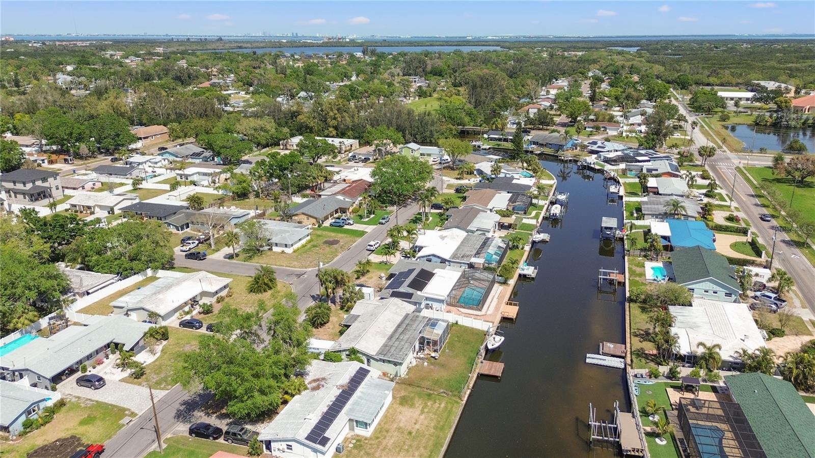 218 80TH AVE N, ST PETERSBURG, FL, 33702