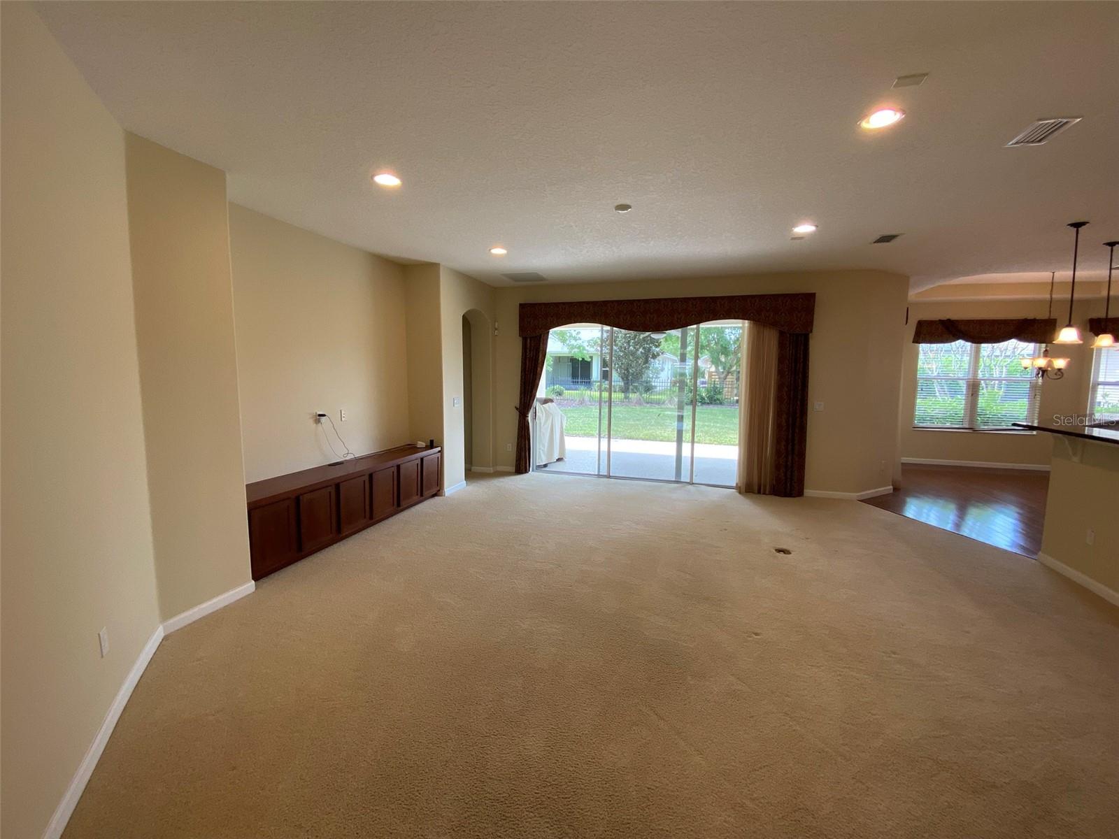 1612 LINCOLNSHIRE DR, DELAND, FL, 32724