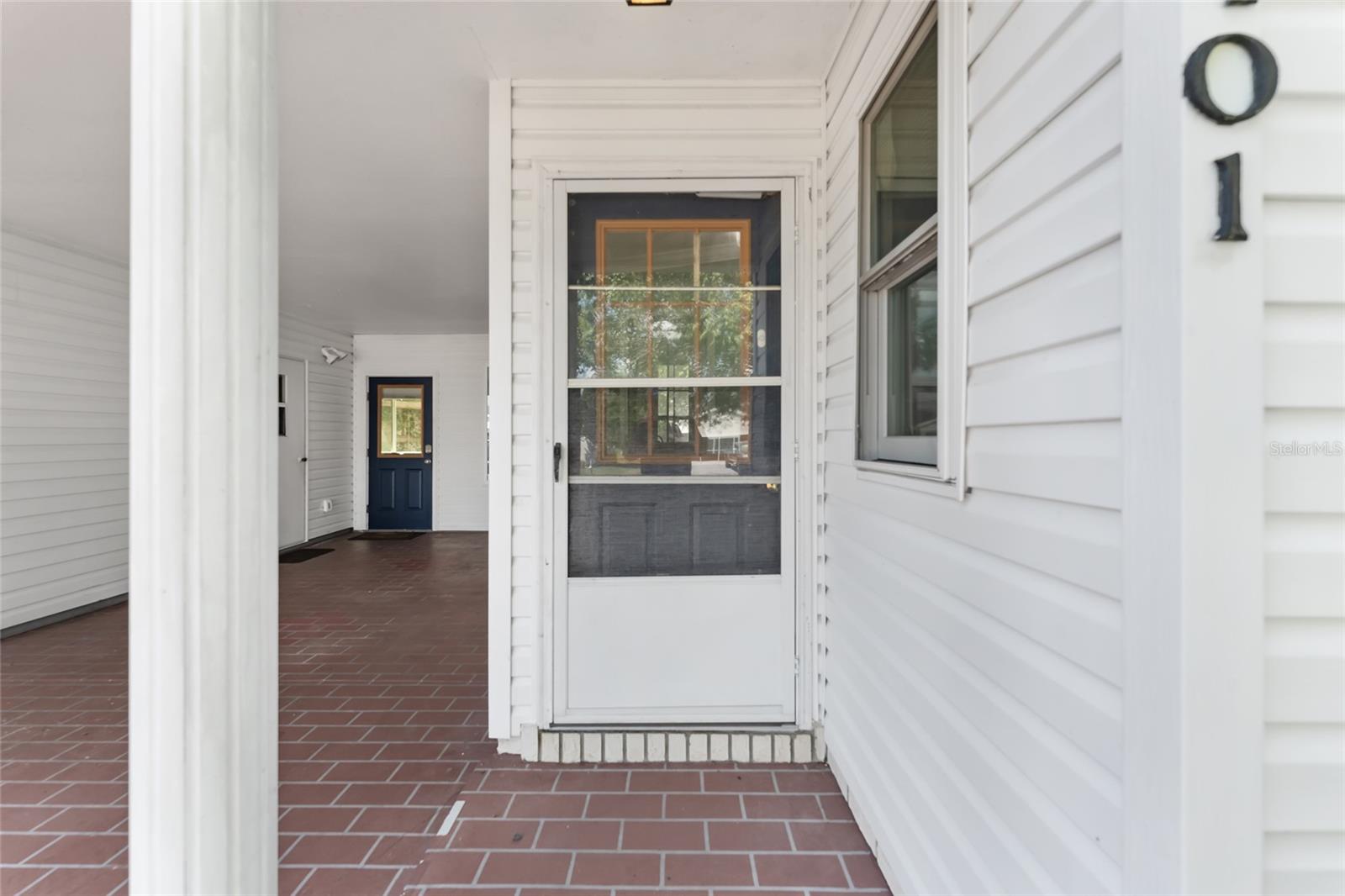 1401 W SCHWARTZ BLVD, LADY LAKE, FL, 32159