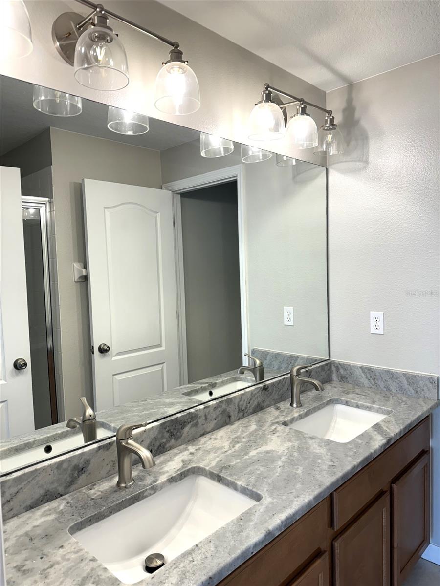 4188 WINDING VINE DR, LAKELAND, FL, 33812