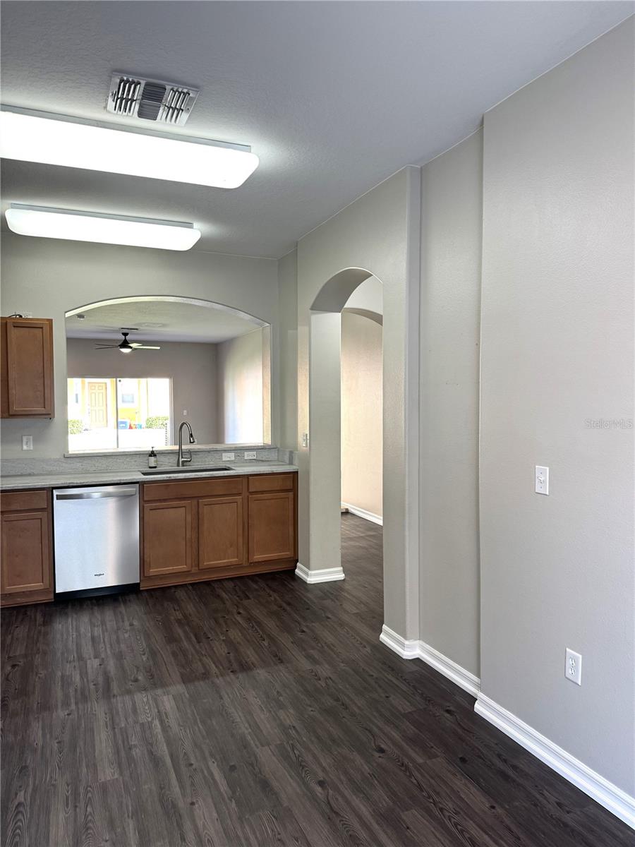 4188 WINDING VINE DR, LAKELAND, FL, 33812