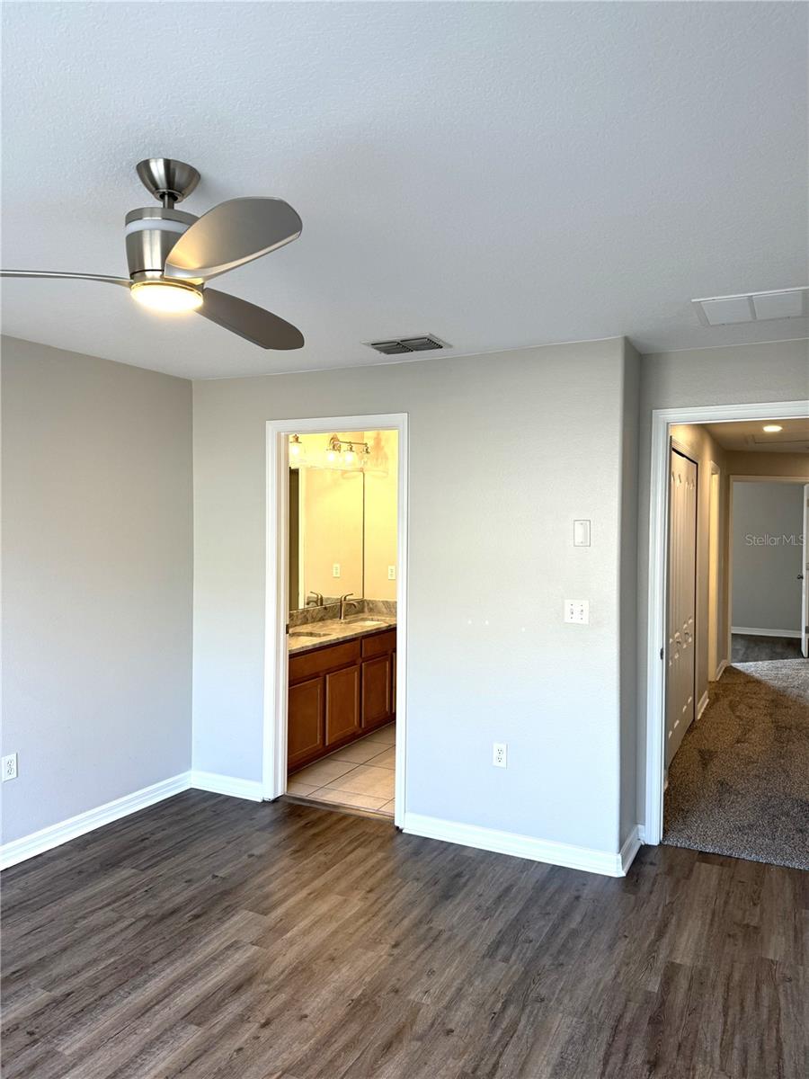 4188 WINDING VINE DR, LAKELAND, FL, 33812