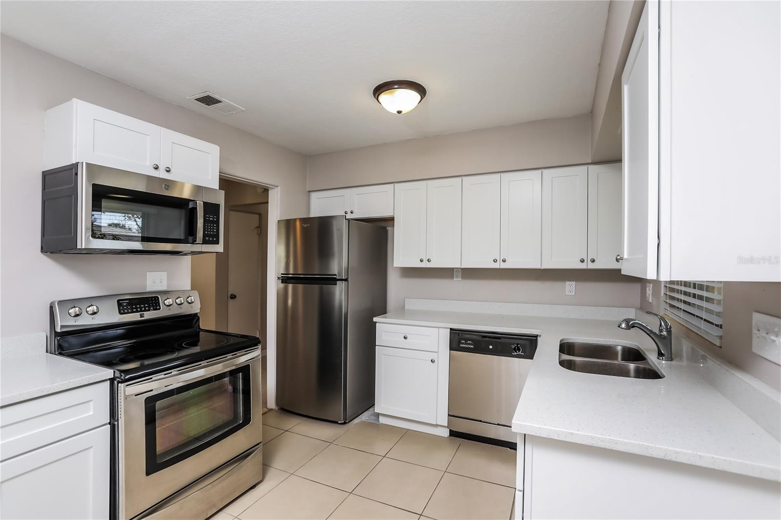 1618 SILVERSMITH PL, ORLANDO, FL, 32818