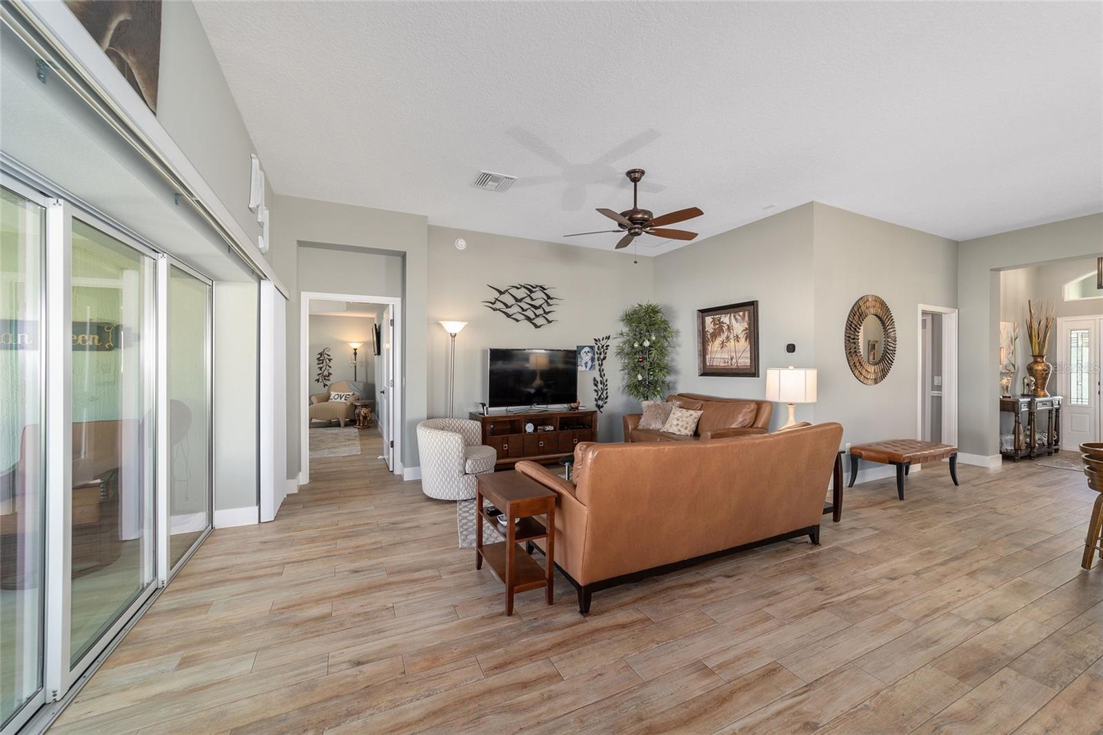 1059 AKIN WAY, THE VILLAGES, FL, 32163