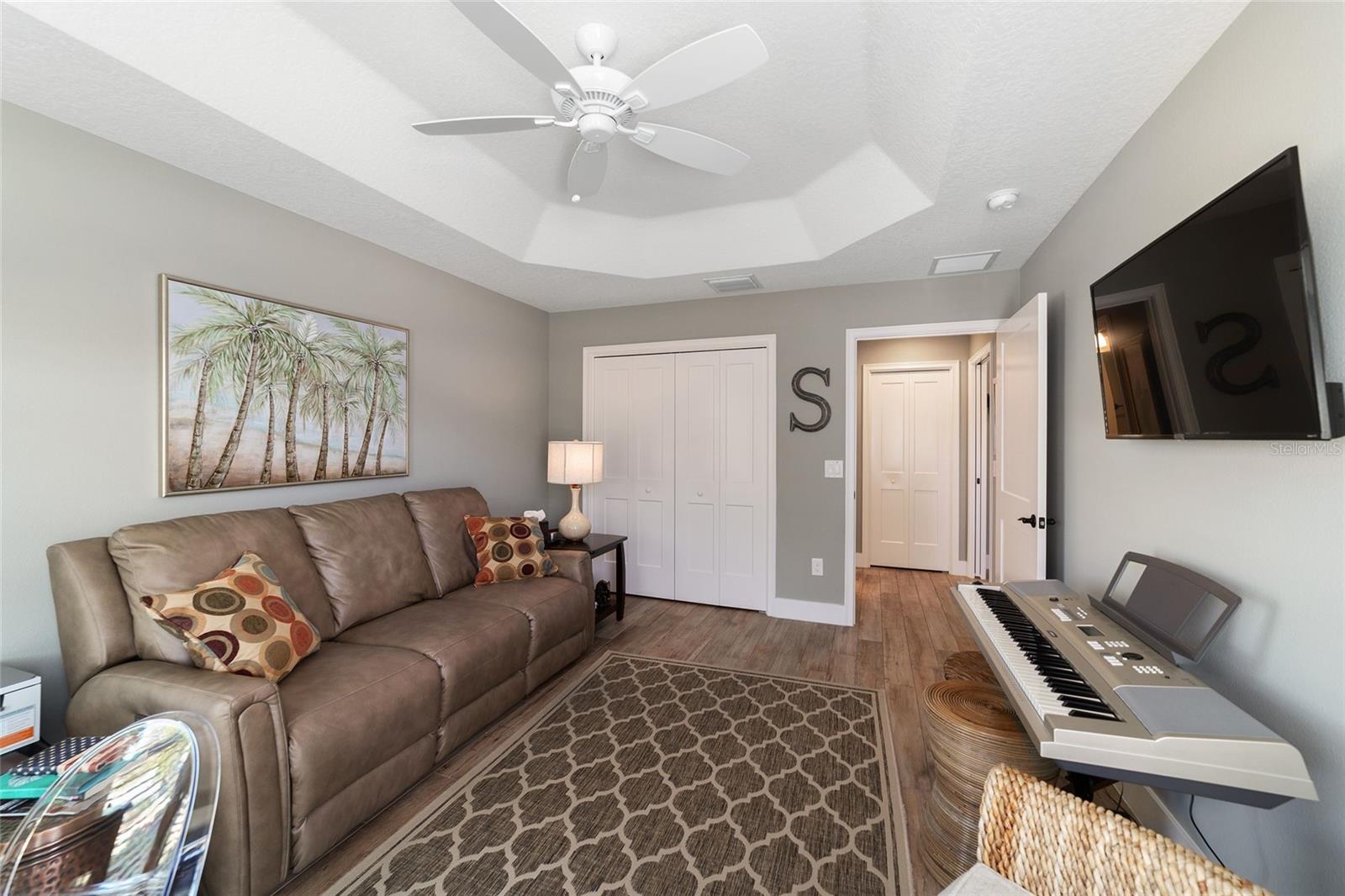 1059 AKIN WAY, THE VILLAGES, FL, 32163