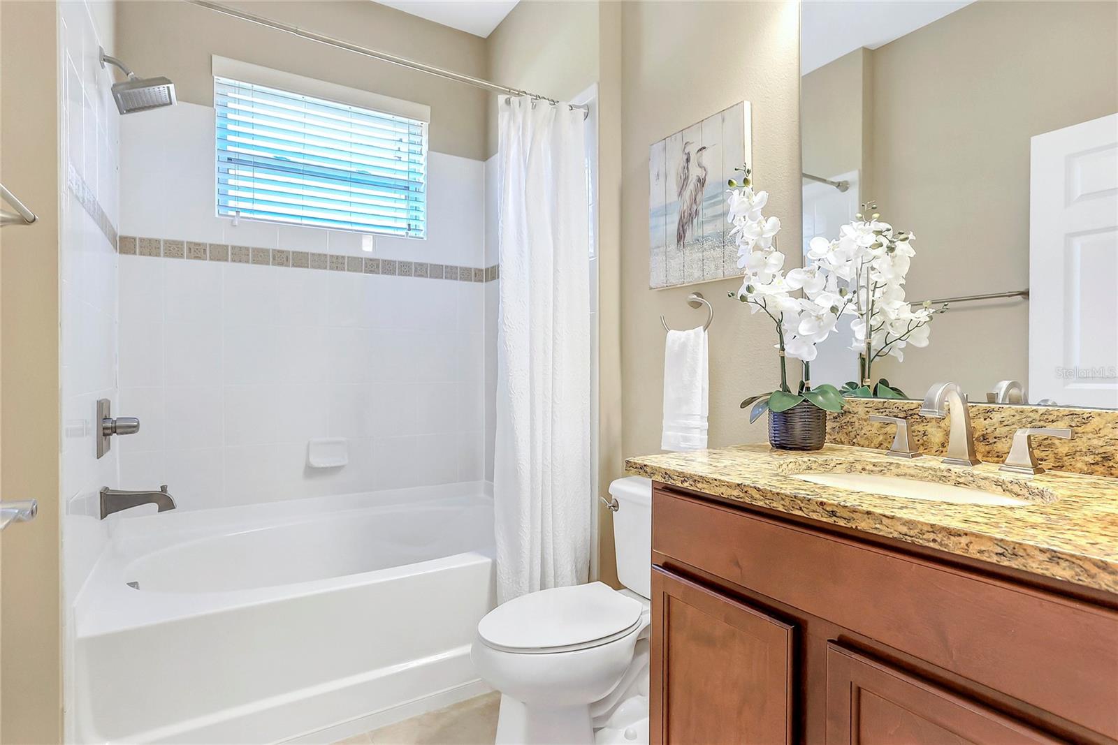 1386 HAZELDENE MNR, DELAND, FL, 32724