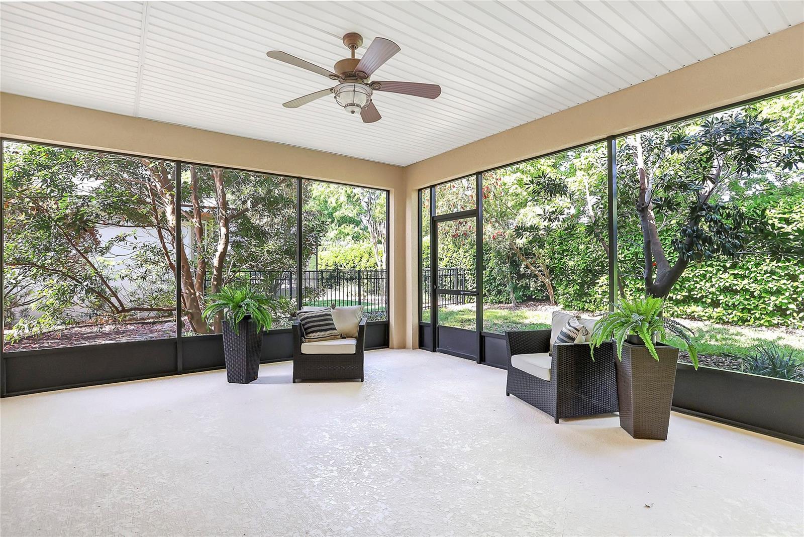 1386 HAZELDENE MNR, DELAND, FL, 32724
