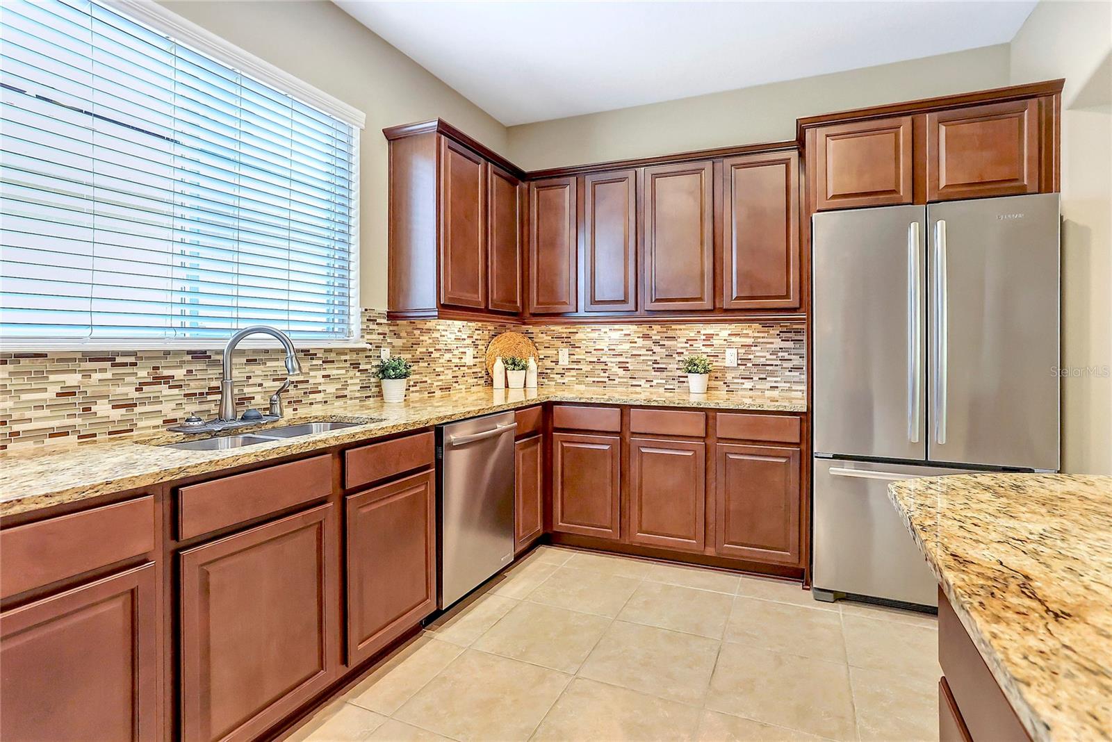 1386 HAZELDENE MNR, DELAND, FL, 32724
