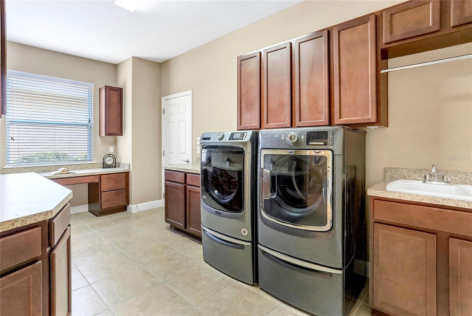 1386 HAZELDENE MNR, DELAND, FL, 32724