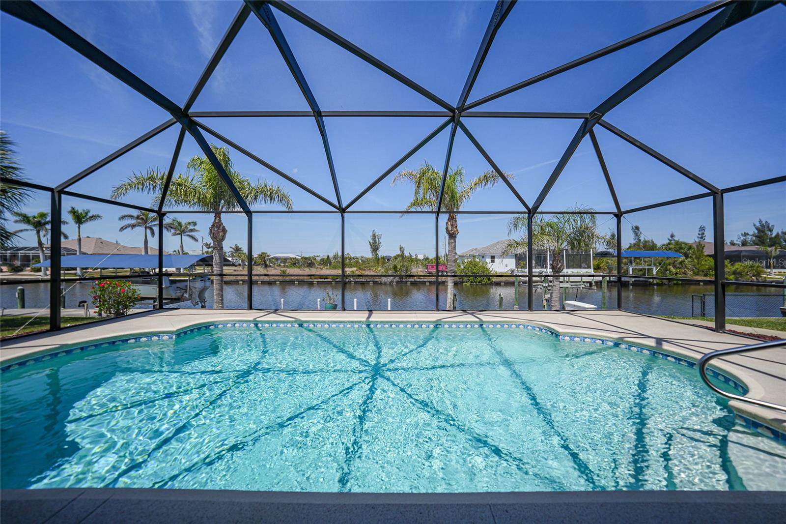 15538 AQUA CIR, PORT CHARLOTTE, FL, 33981