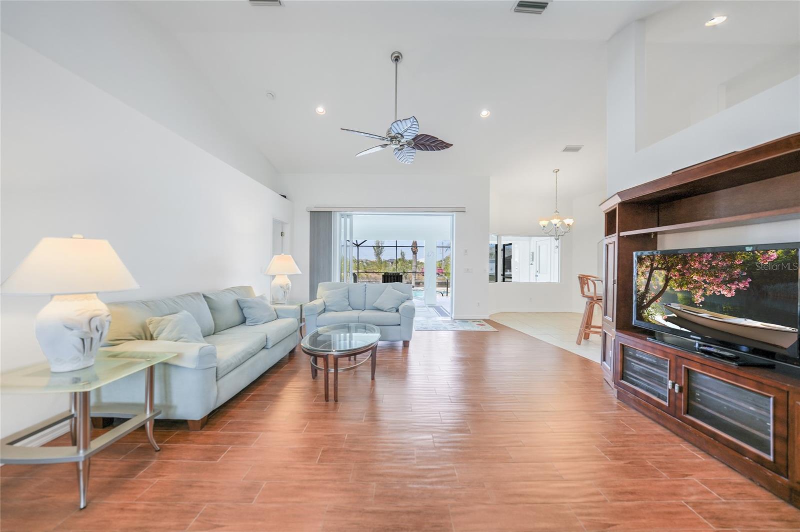 15538 AQUA CIR, PORT CHARLOTTE, FL, 33981