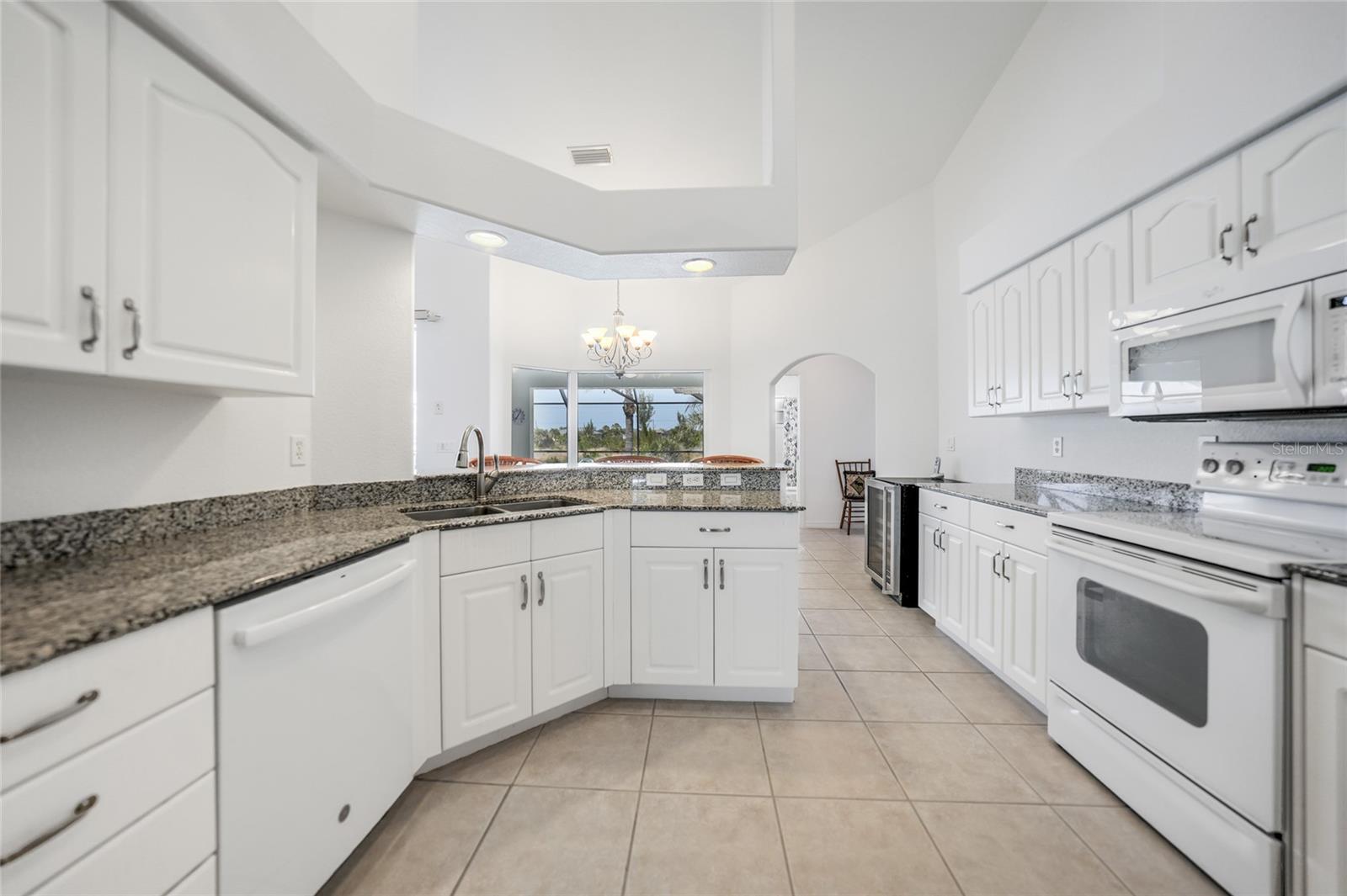 15538 AQUA CIR, PORT CHARLOTTE, FL, 33981