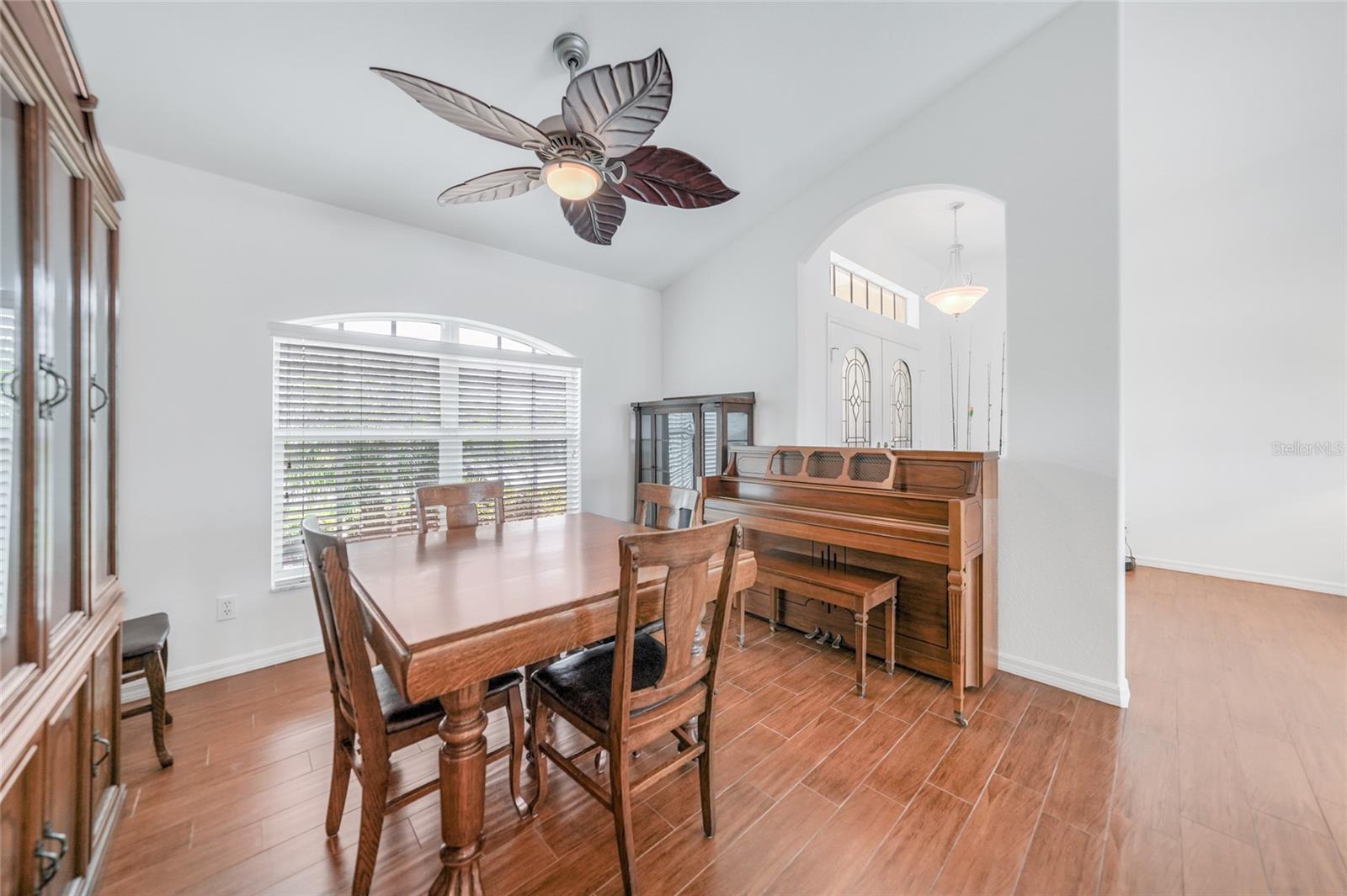 15538 AQUA CIR, PORT CHARLOTTE, FL, 33981
