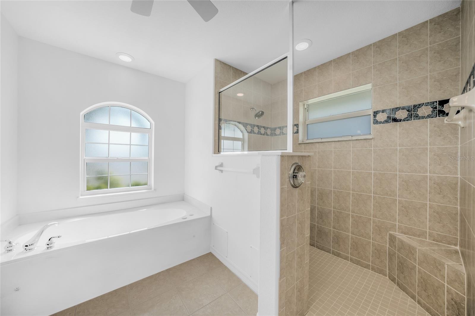 15538 AQUA CIR, PORT CHARLOTTE, FL, 33981