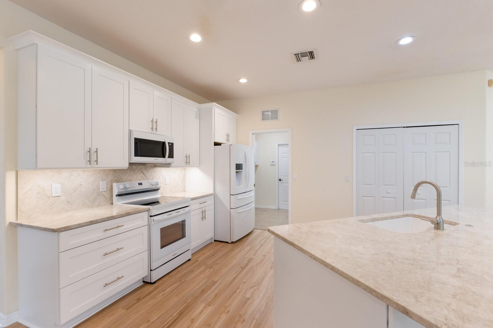 4012 TWIN RIVERS TRL, PARRISH, FL, 34219