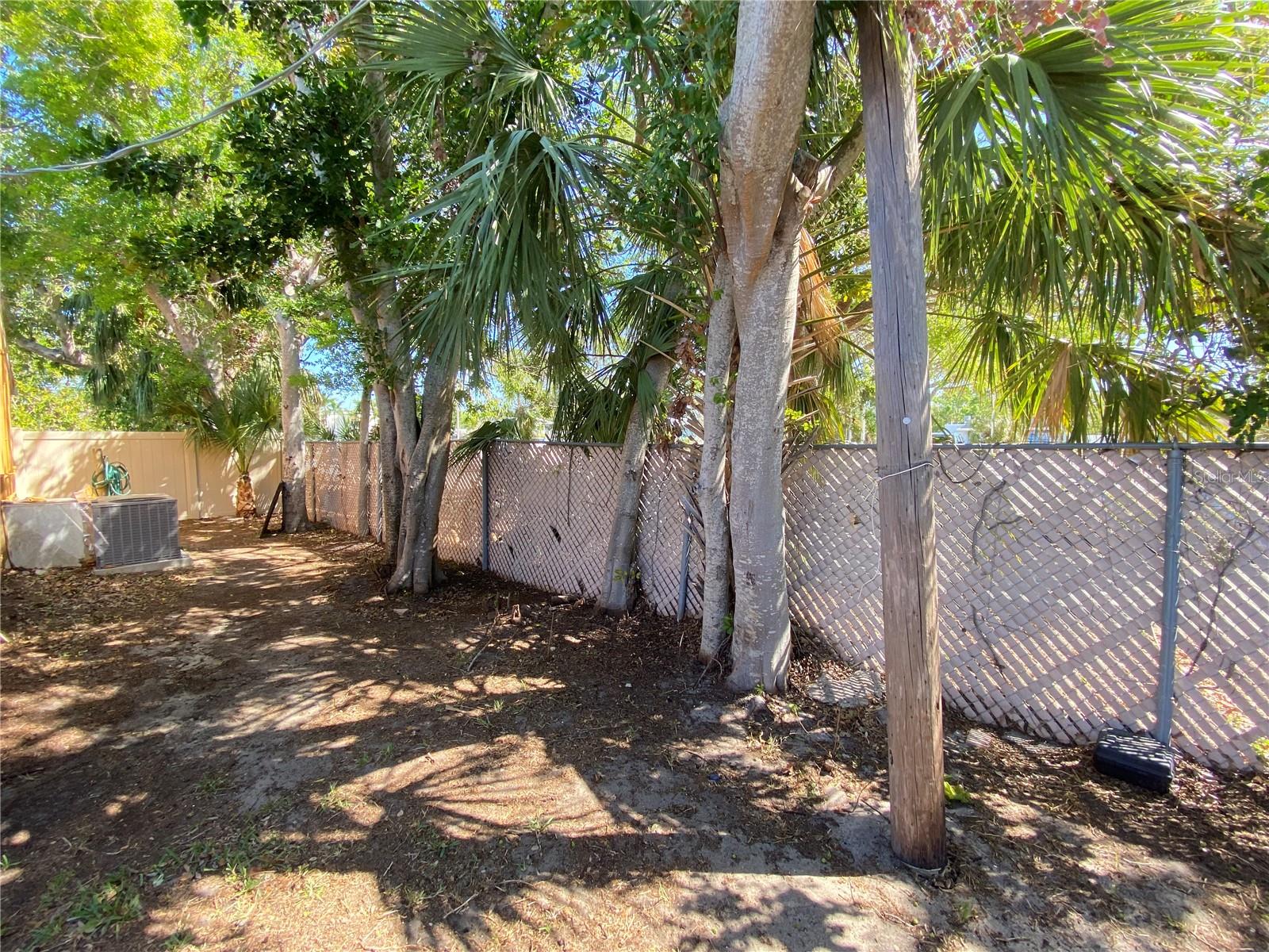 890 42ND ST, SARASOTA, FL, 34234