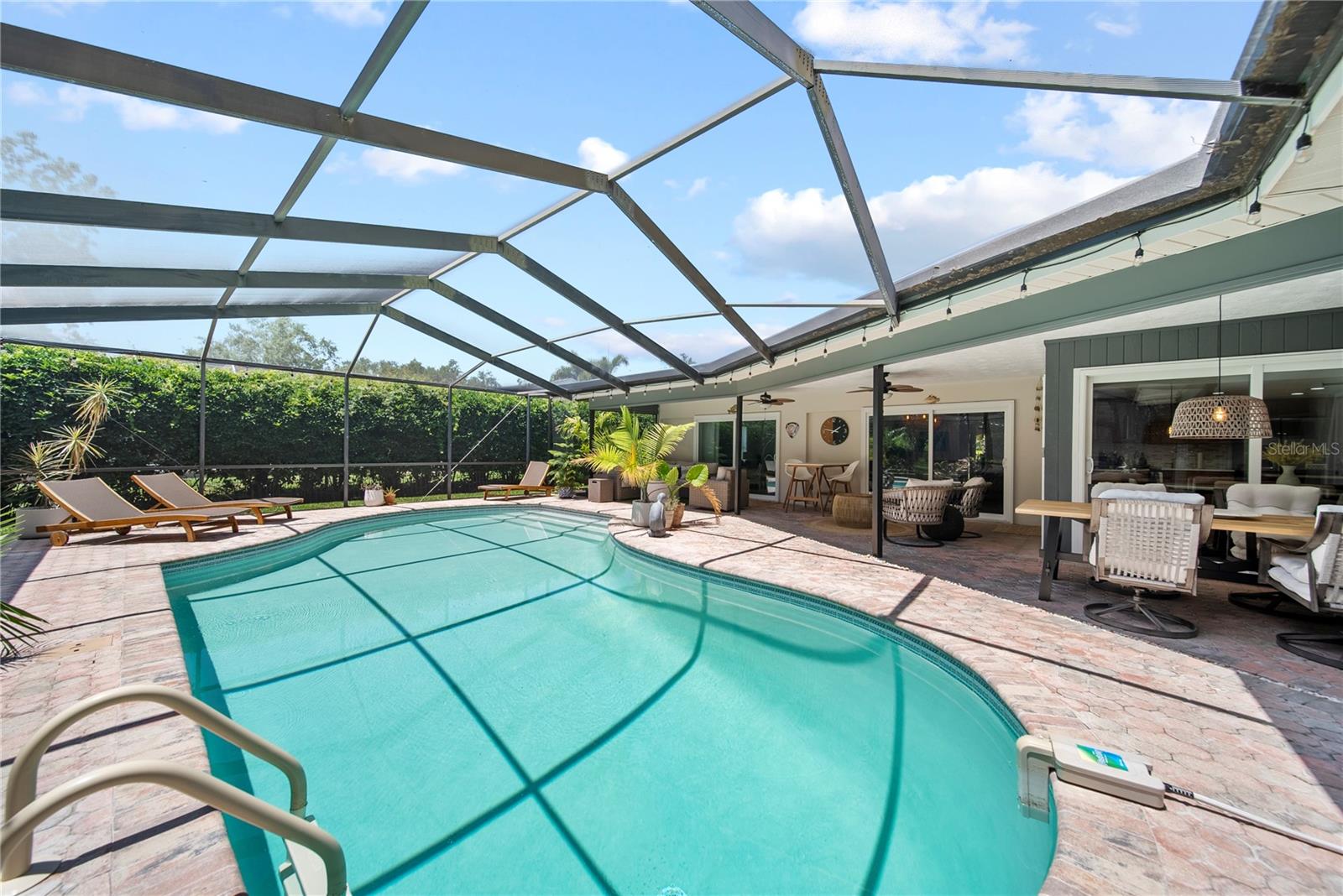 1810 PINE HILL DR, SAFETY HARBOR, FL, 34695