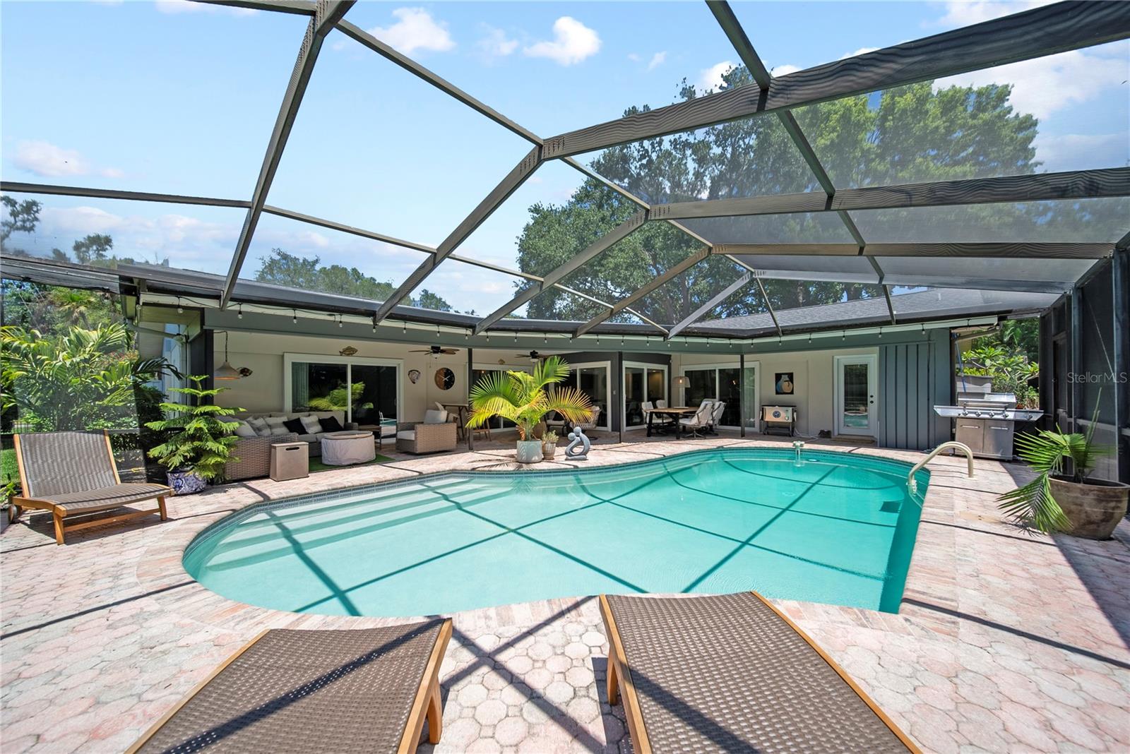 1810 PINE HILL DR, SAFETY HARBOR, FL, 34695