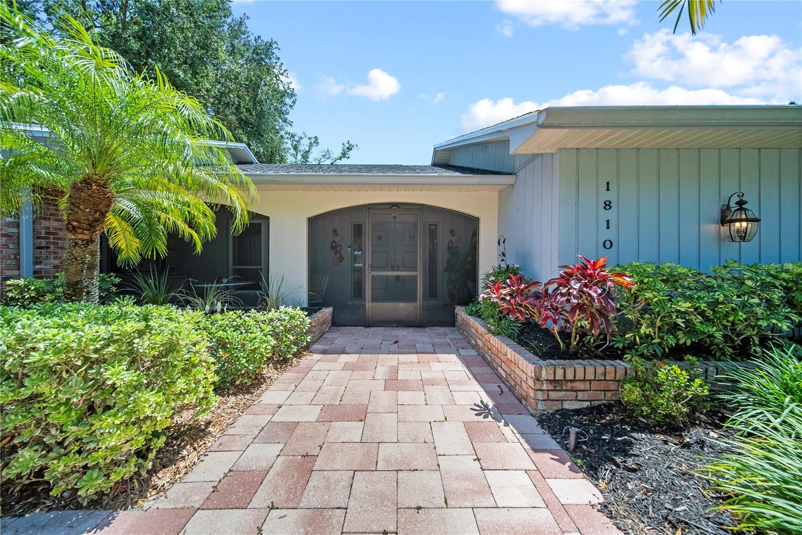 1810 PINE HILL DR, SAFETY HARBOR, FL, 34695
