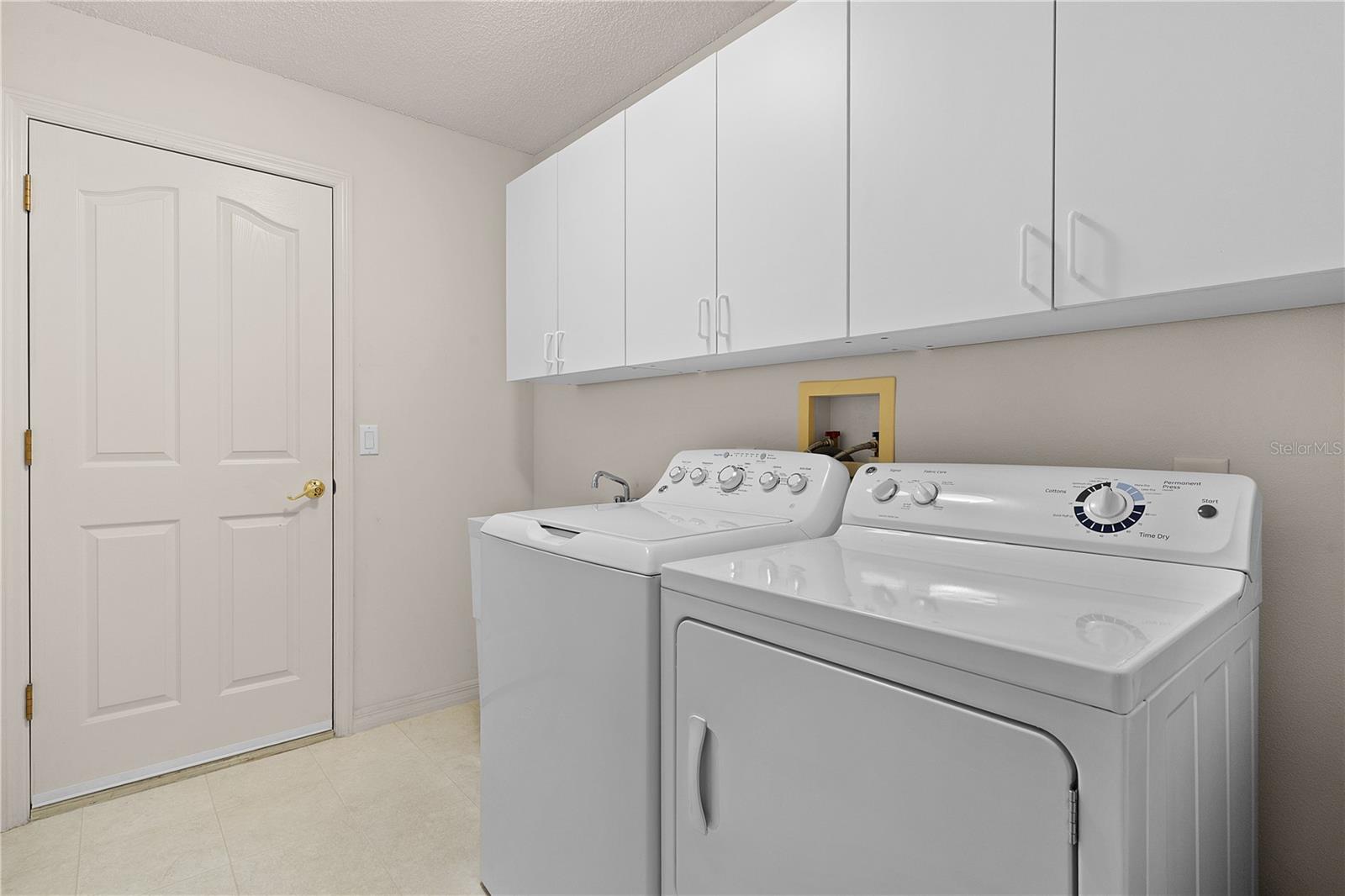 3072 SAINT THOMAS LN, THE VILLAGES, FL, 32162