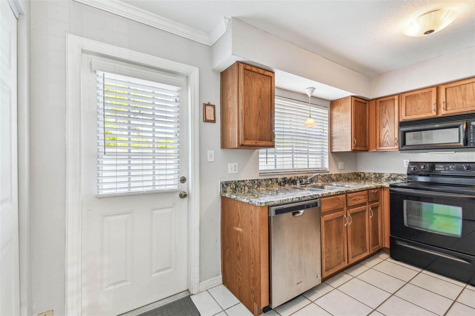 13533 EMBASSY PARK CT, DADE CITY, FL, 33525