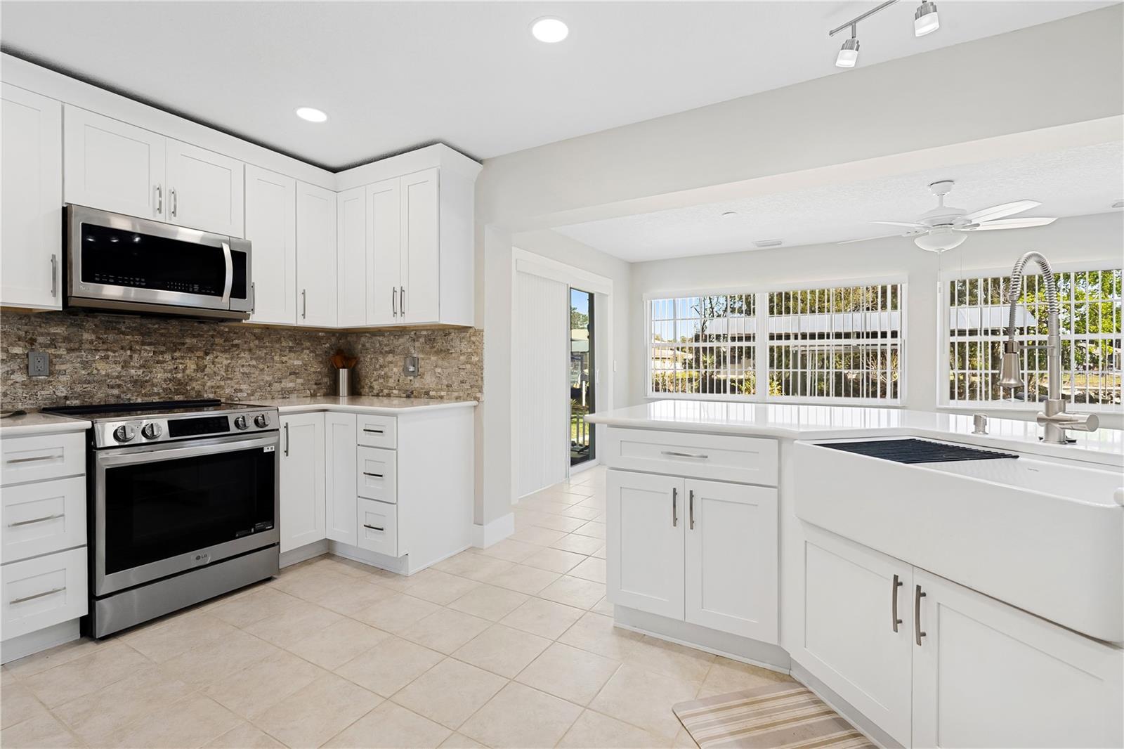 3929 N SAGOMON PT, CRYSTAL RIVER, FL, 34428
