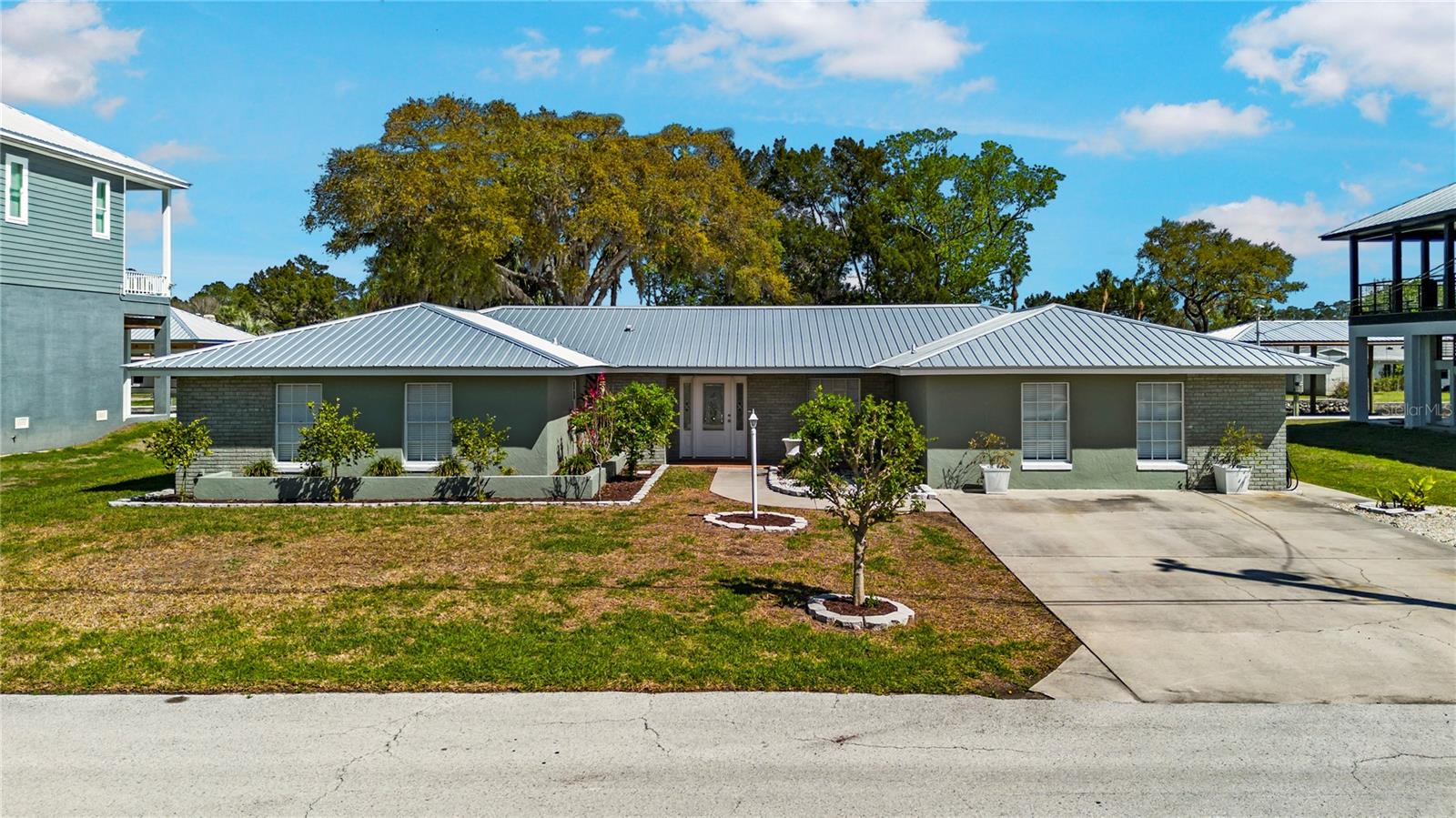 3929 N SAGOMON PT, CRYSTAL RIVER, FL, 34428