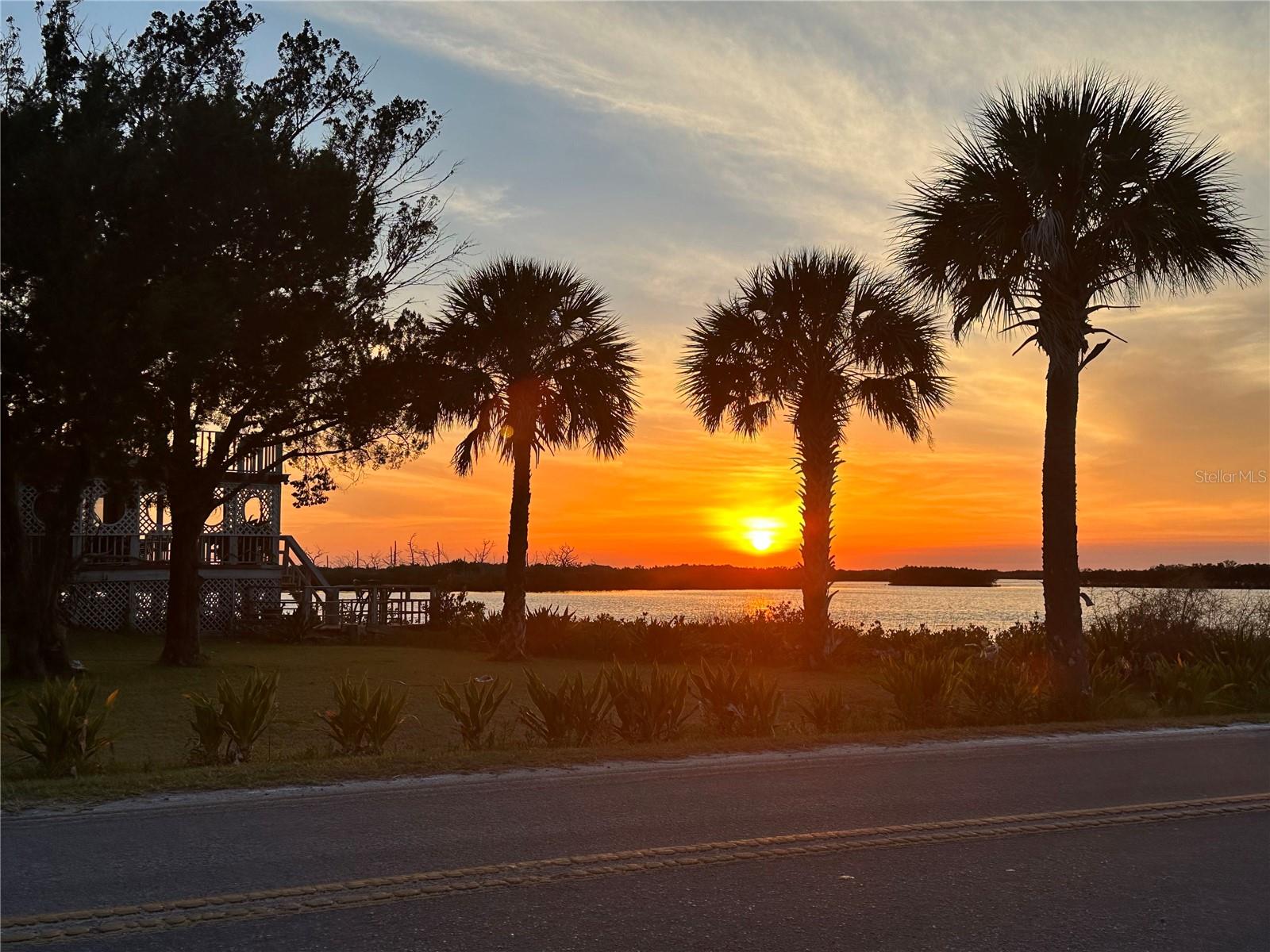 3929 N SAGOMON PT, CRYSTAL RIVER, FL, 34428