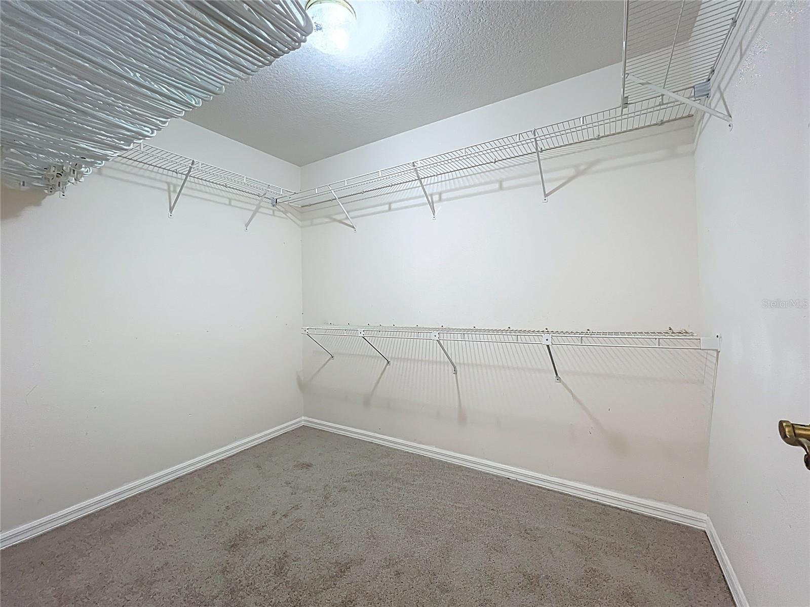 601 PINENEEDLE LN, ENGLEWOOD, FL, 34223