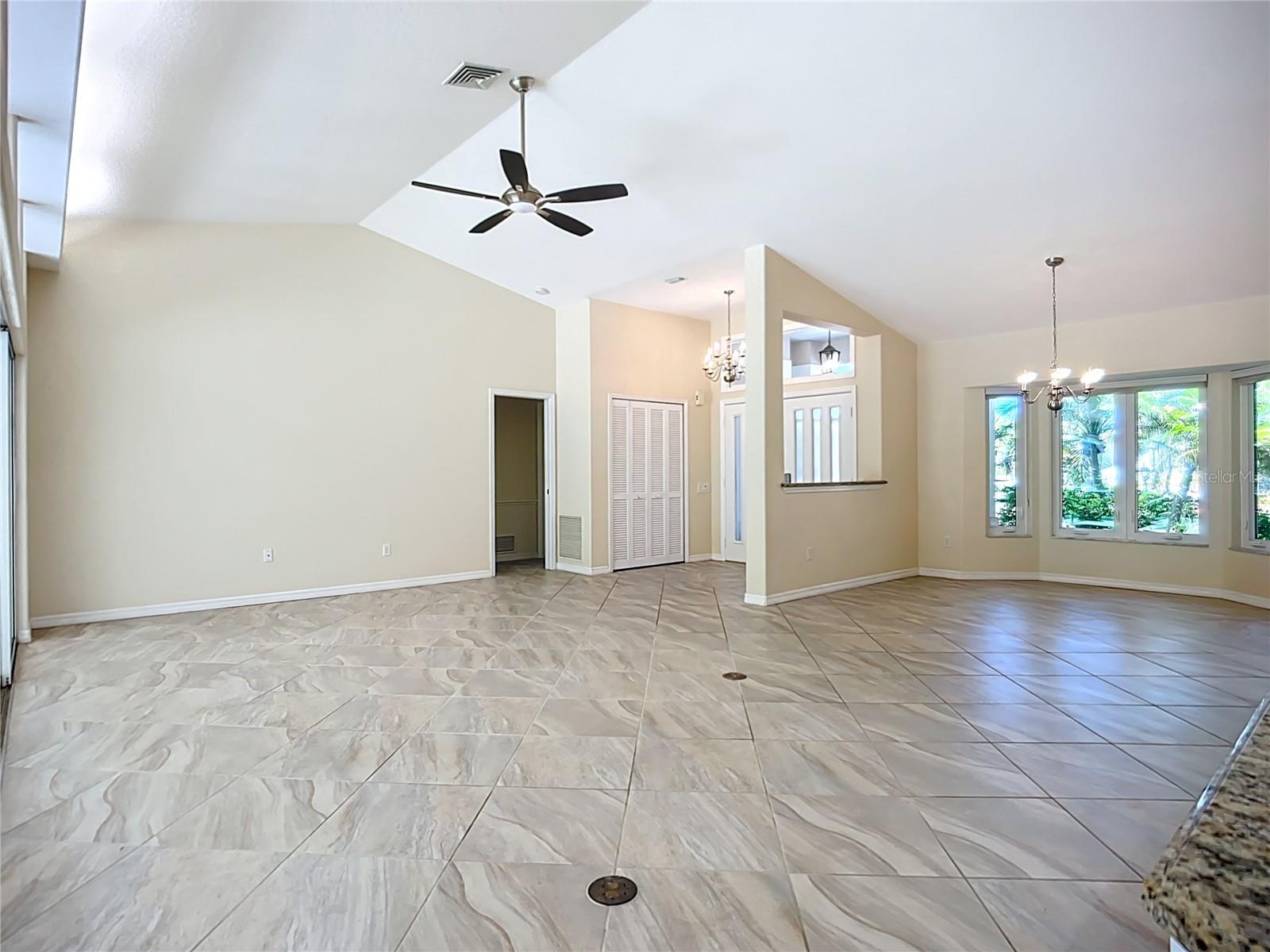 601 PINENEEDLE LN, ENGLEWOOD, FL, 34223