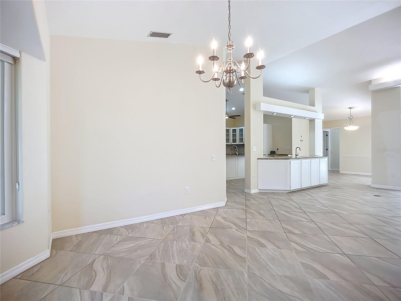 601 PINENEEDLE LN, ENGLEWOOD, FL, 34223