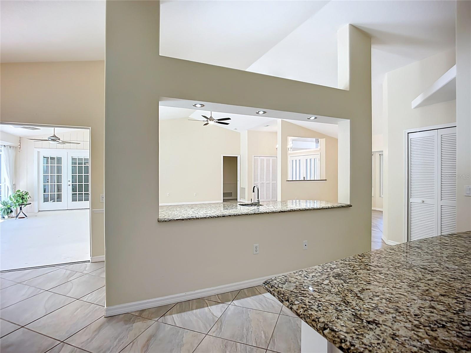601 PINENEEDLE LN, ENGLEWOOD, FL, 34223