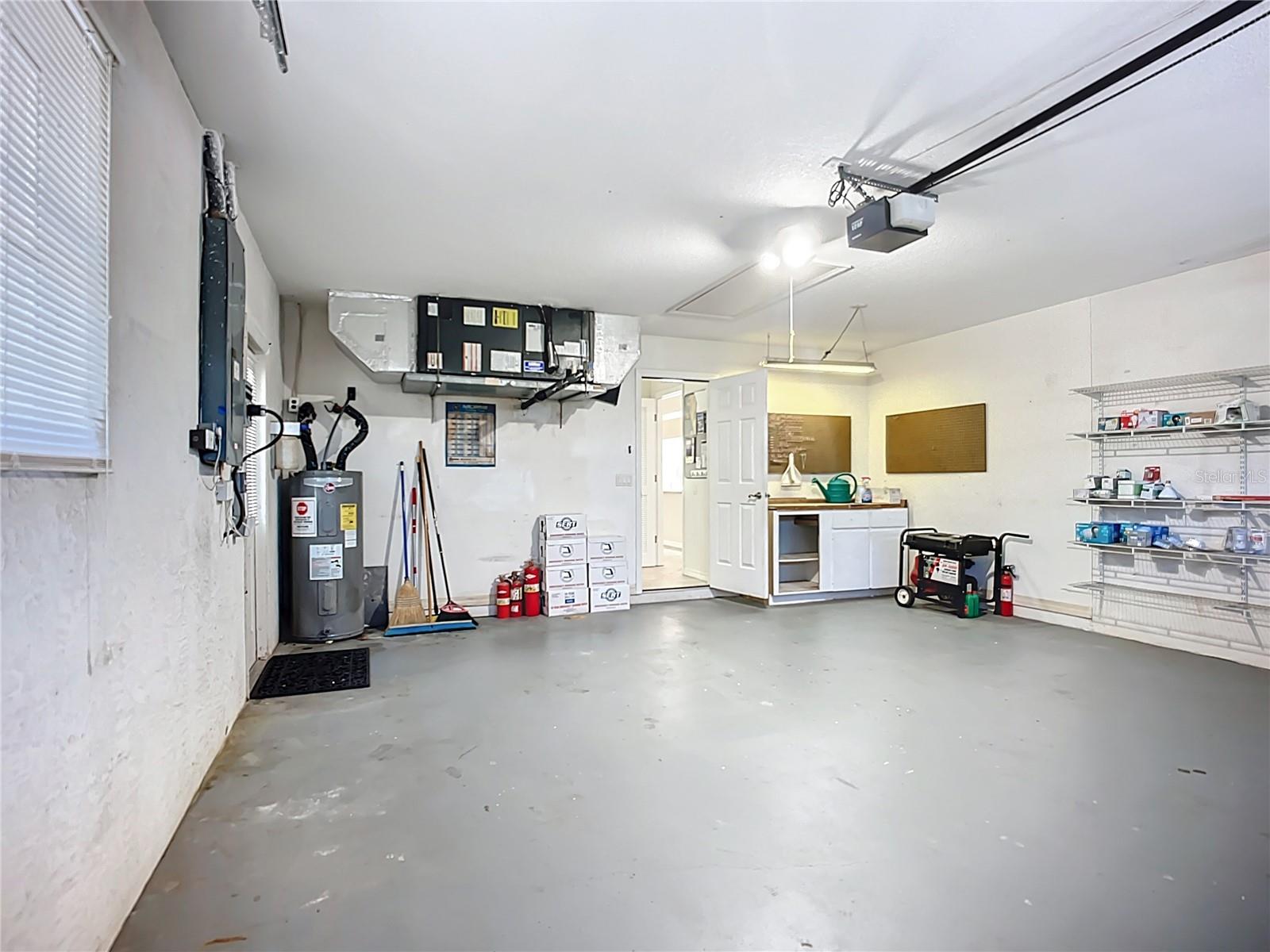 601 PINENEEDLE LN, ENGLEWOOD, FL, 34223