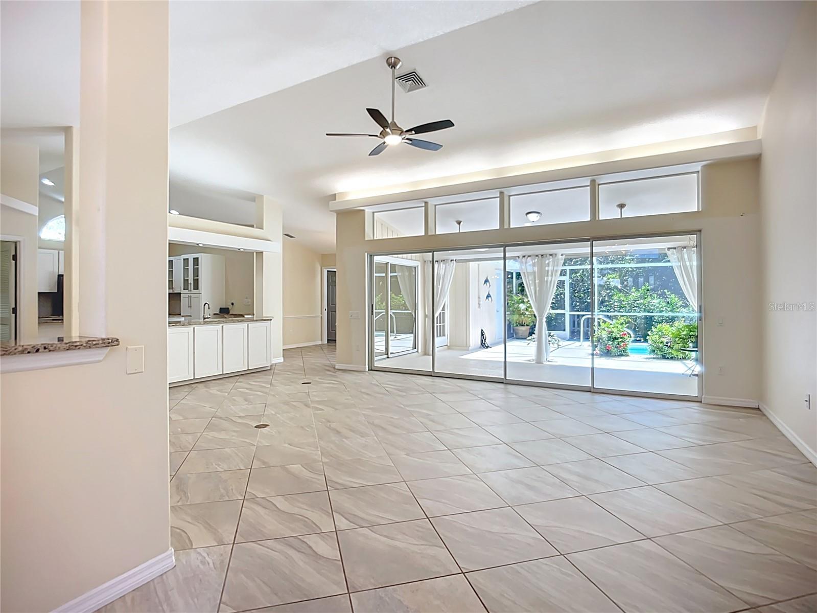 601 PINENEEDLE LN, ENGLEWOOD, FL, 34223