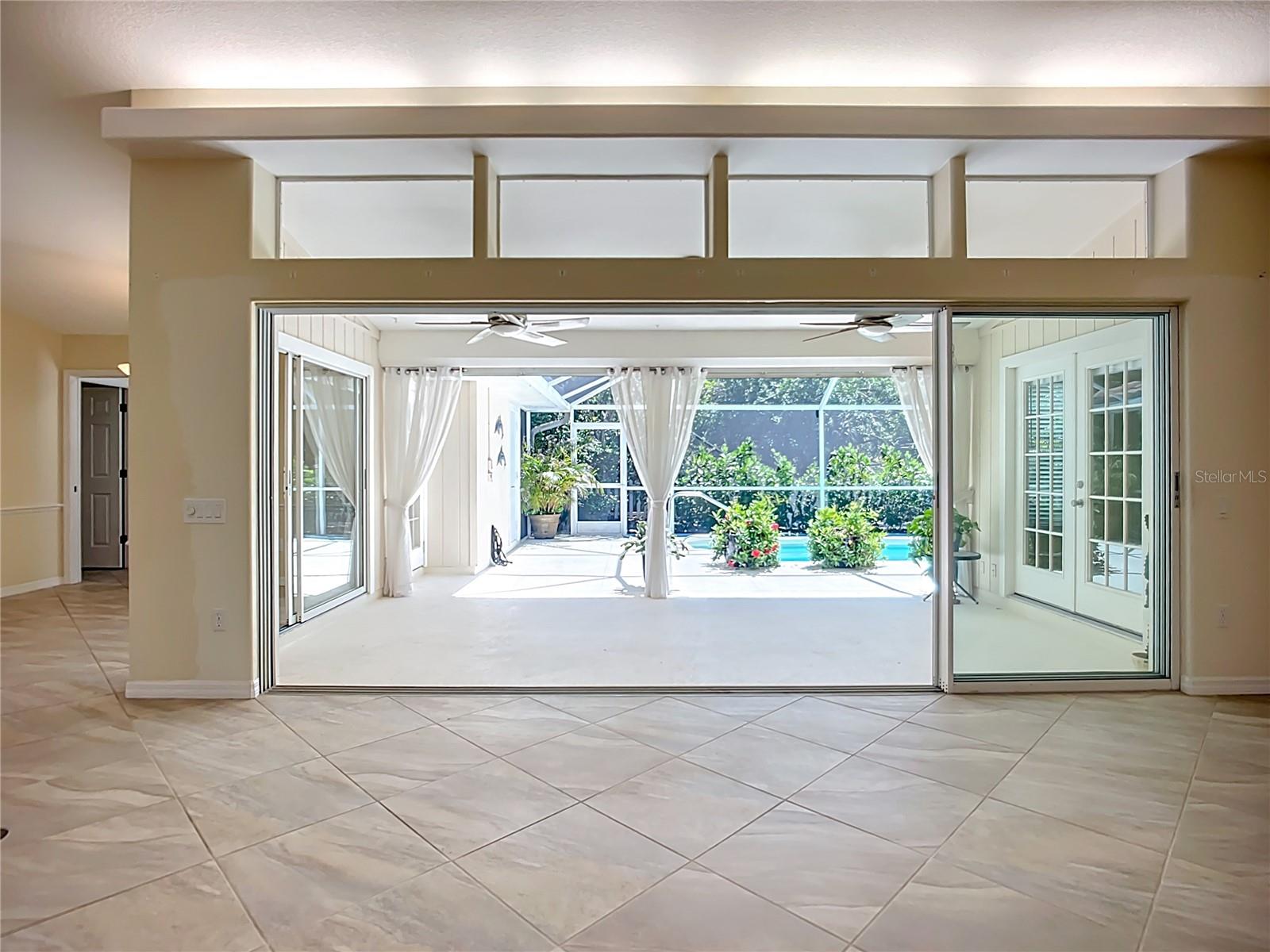 601 PINENEEDLE LN, ENGLEWOOD, FL, 34223