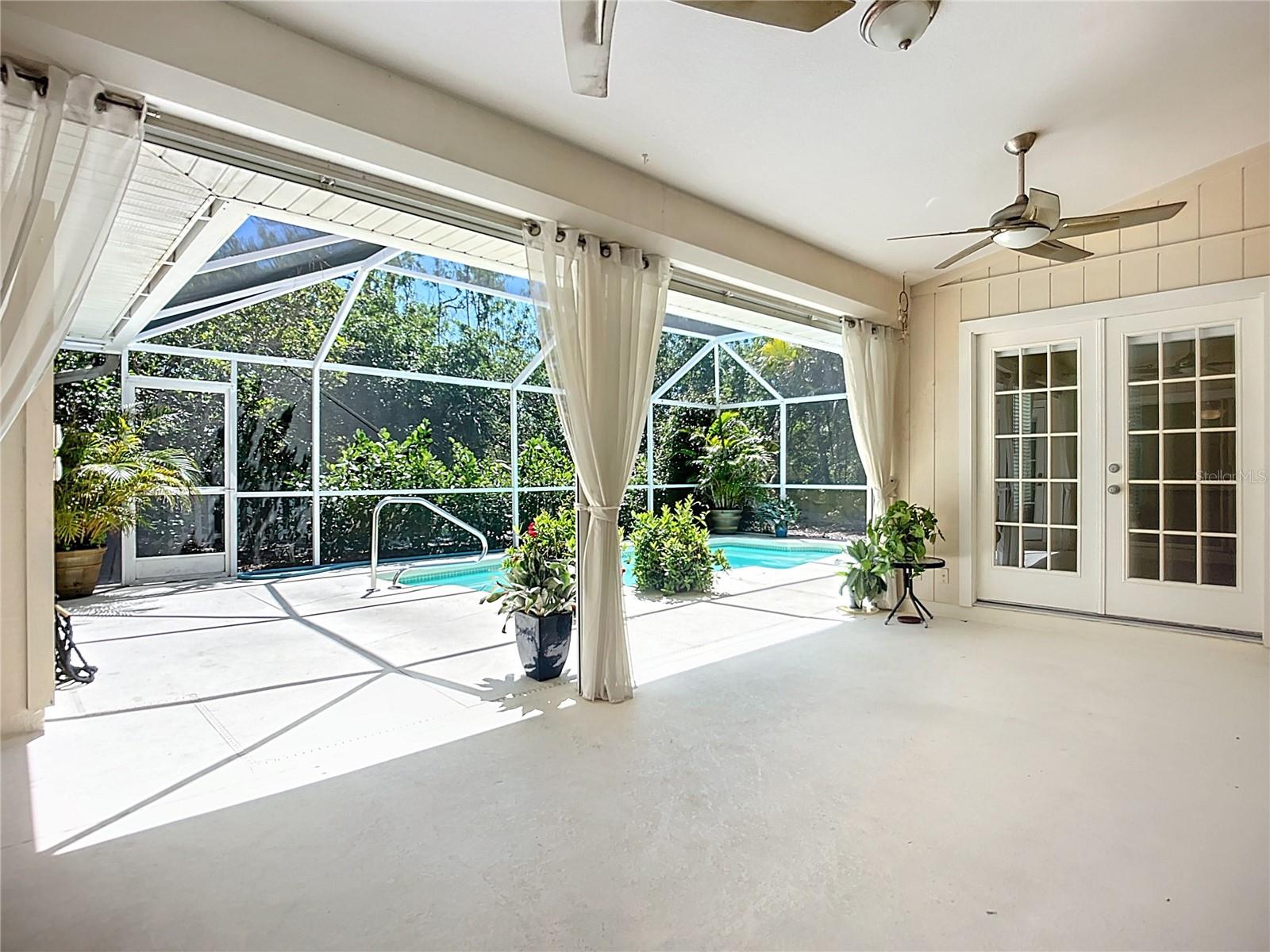 601 PINENEEDLE LN, ENGLEWOOD, FL, 34223