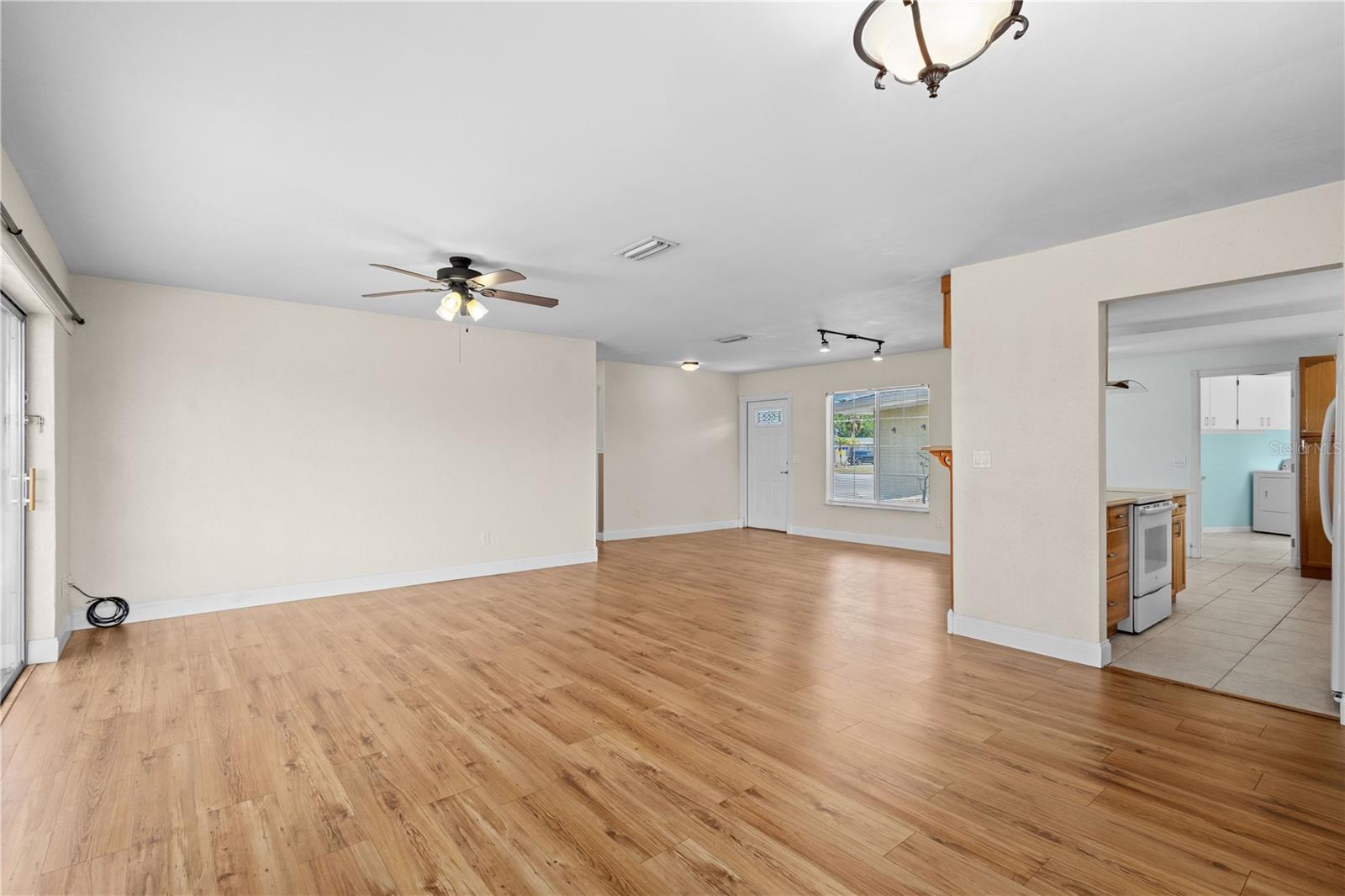 1665 HARMONY DR, PORT CHARLOTTE, FL, 33952