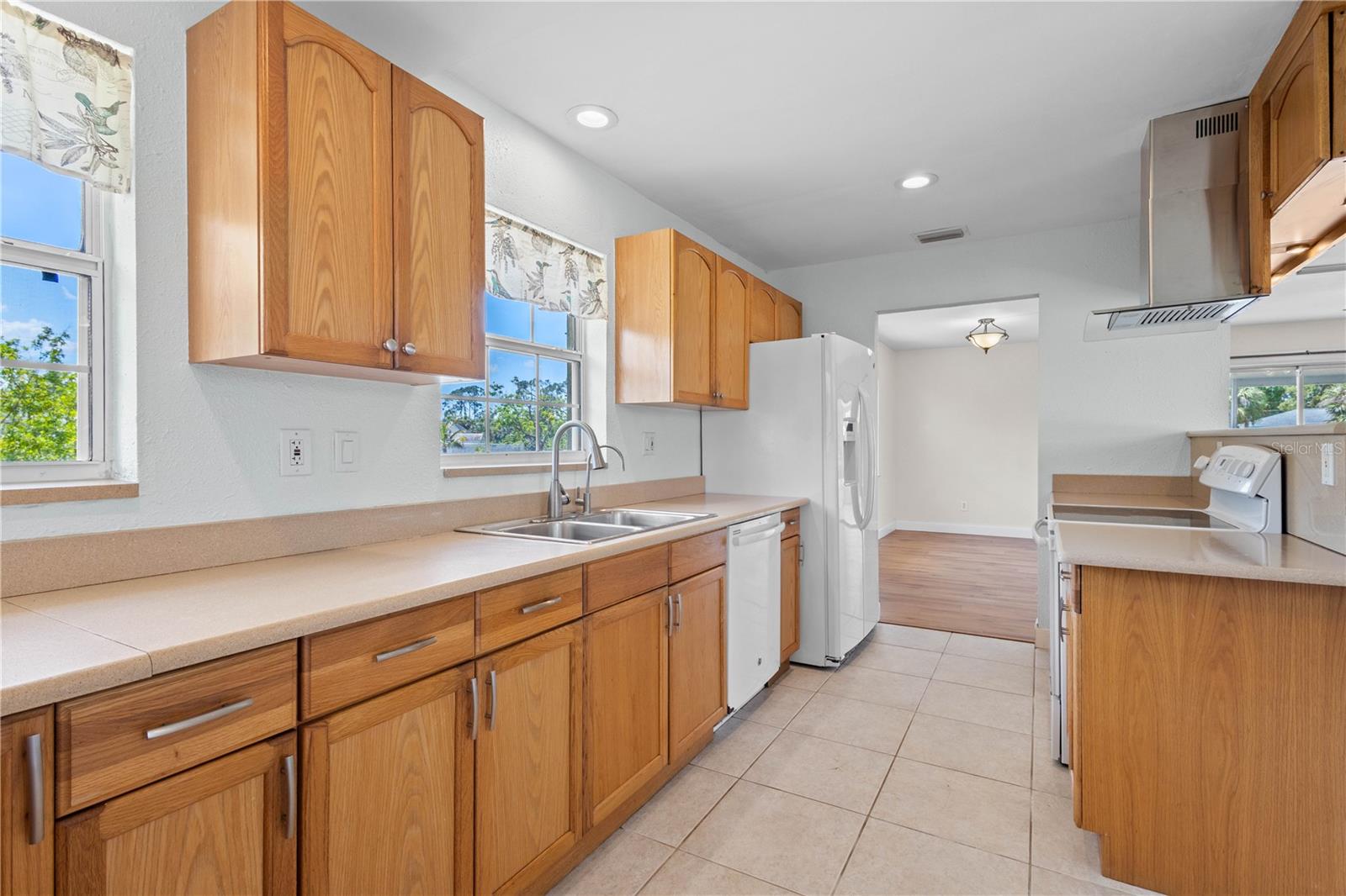 1665 HARMONY DR, PORT CHARLOTTE, FL, 33952