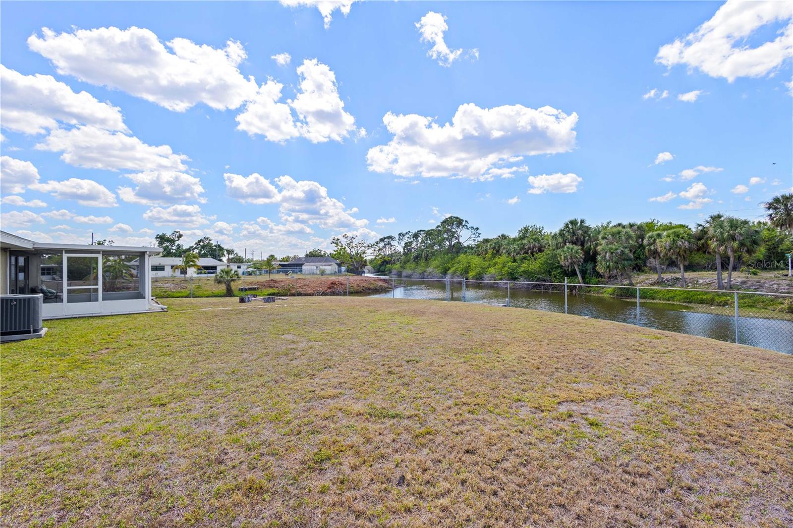 1665 HARMONY DR, PORT CHARLOTTE, FL, 33952